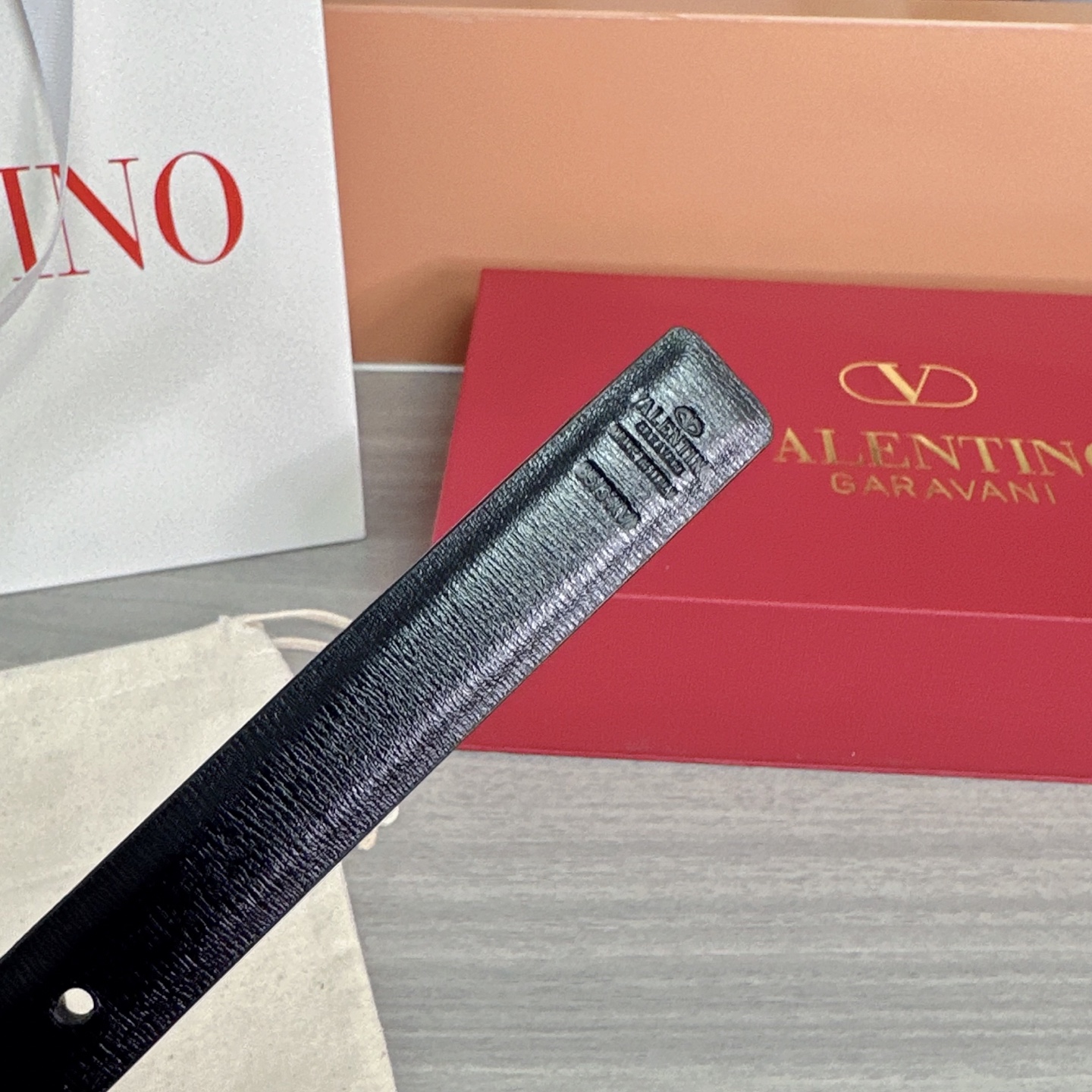 💥💥💥2.0cm华伦天奴腰带，双面头层牛皮，长度：75.80.85.90.95.100欧，铜五金扣原版开