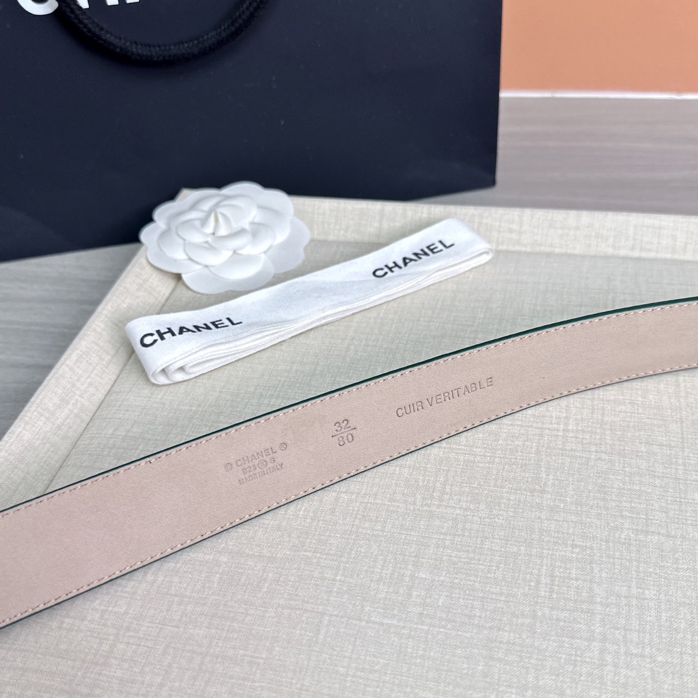 💥💥💥3.0cm香奈儿 CHANEL 最新款双面头层牛皮腰带、经典优雅、时尚百搭，长度：75.80.85