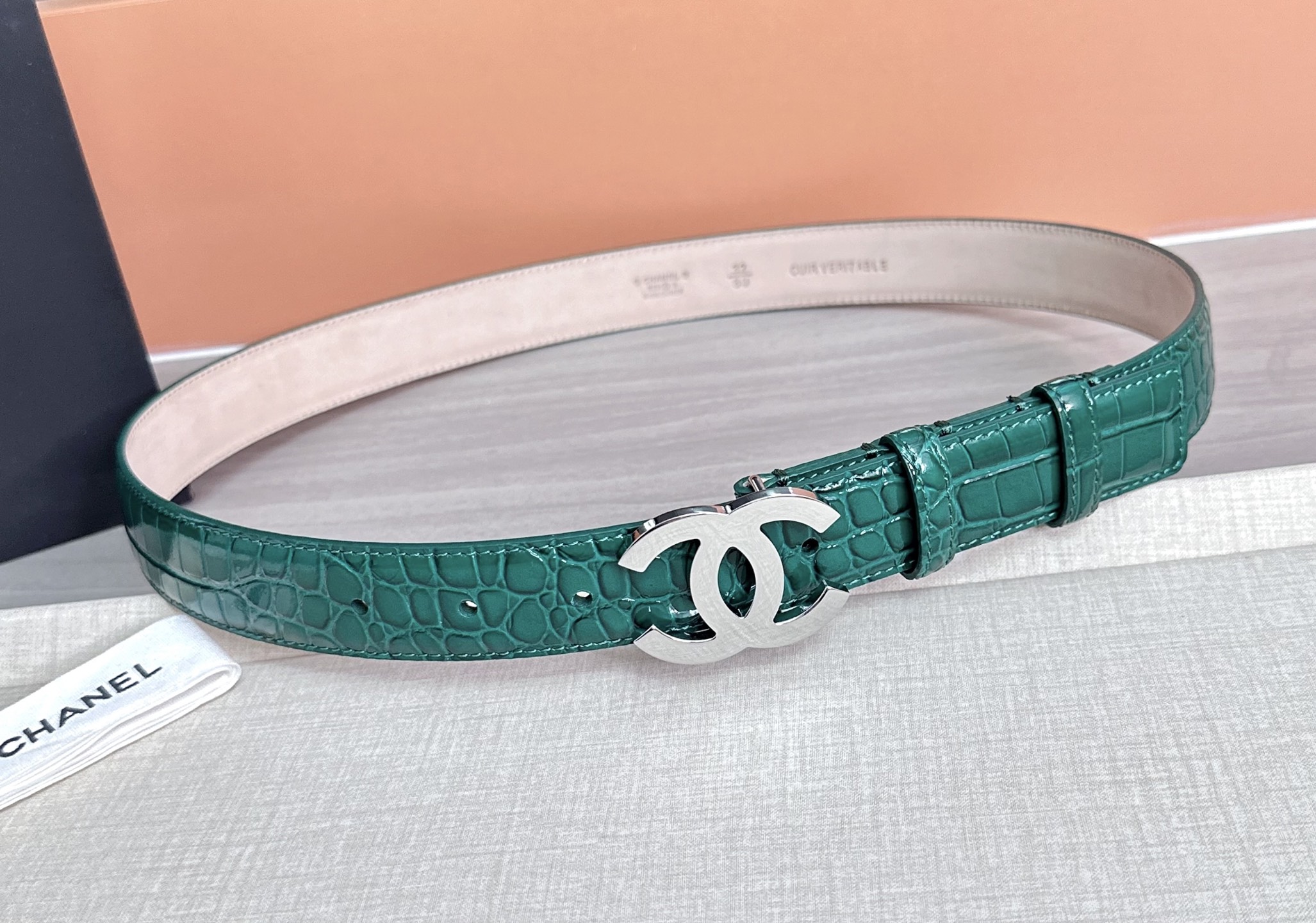 💥💥💥3.0cm香奈儿 CHANEL 最新款双面头层牛皮腰带、经典优雅、时尚百搭，长度：75.80.85