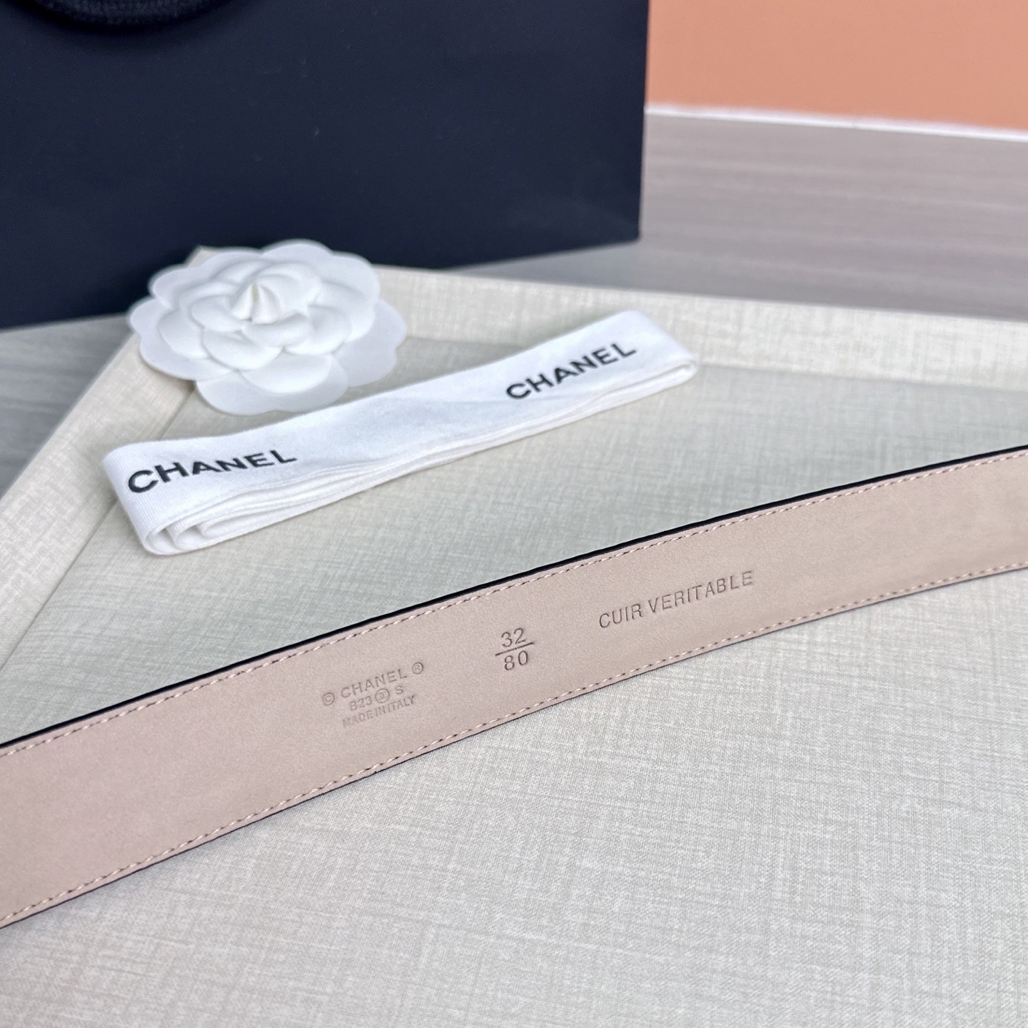 💥💥💥3.0cm香奈儿 CHANEL 最新款双面头层牛皮腰带、经典优雅、时尚百搭，长度：75.80.85