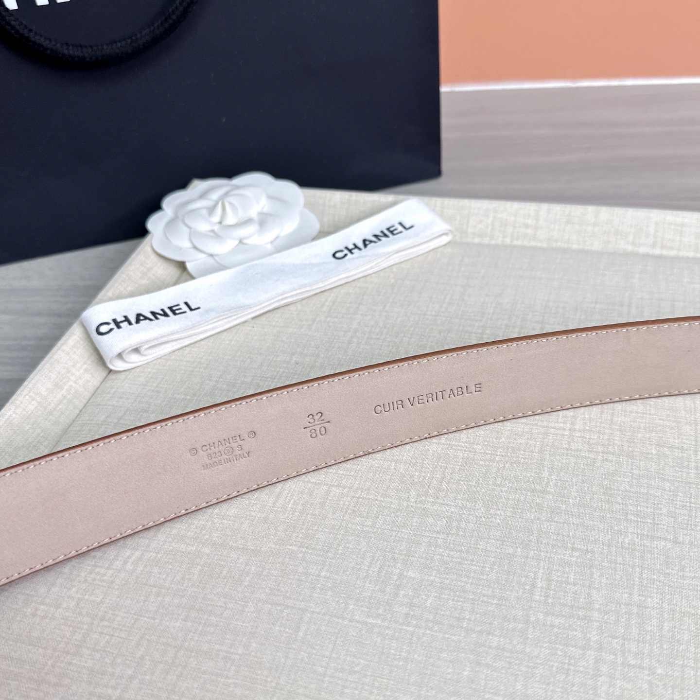 💥💥💥3.0cm香奈儿 CHANEL 最新款双面头层牛皮腰带、经典优雅、时尚百搭，长度：75.80.85