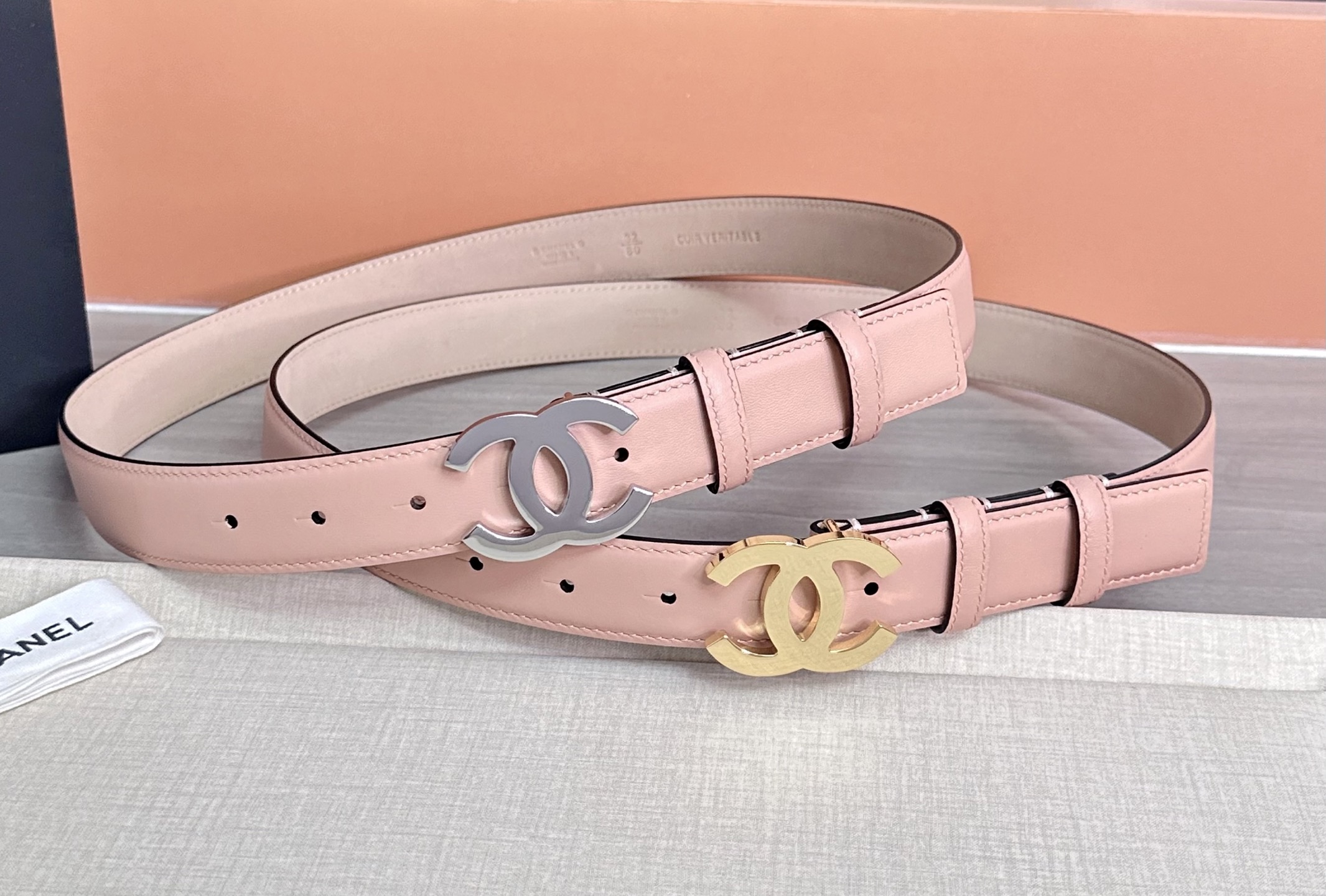 💥💥💥3.0cm香奈儿 CHANEL 最新款双面头层牛皮腰带、经典优雅、时尚百搭，长度：75.80.85