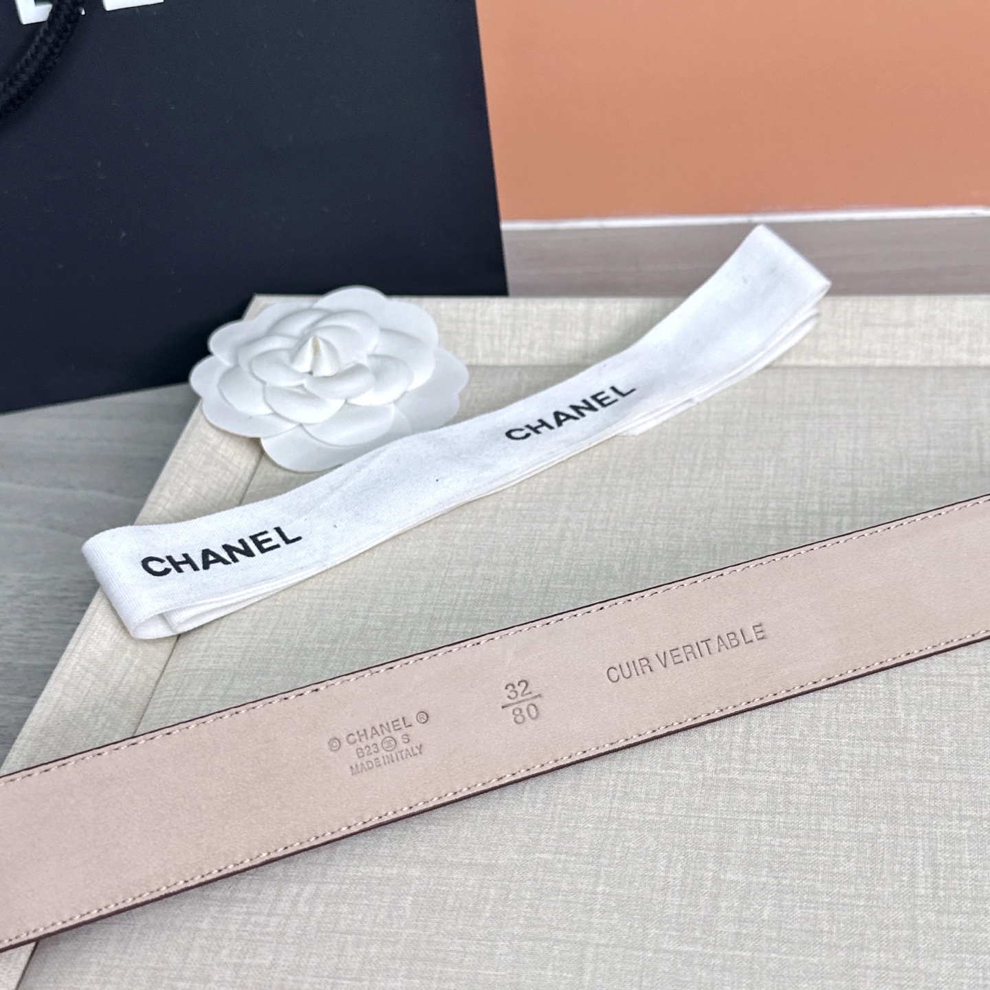 💥💥💥3.0cm香奈儿 CHANEL 最新款双面头层牛皮腰带、经典优雅、时尚百搭，长度：75.80.85