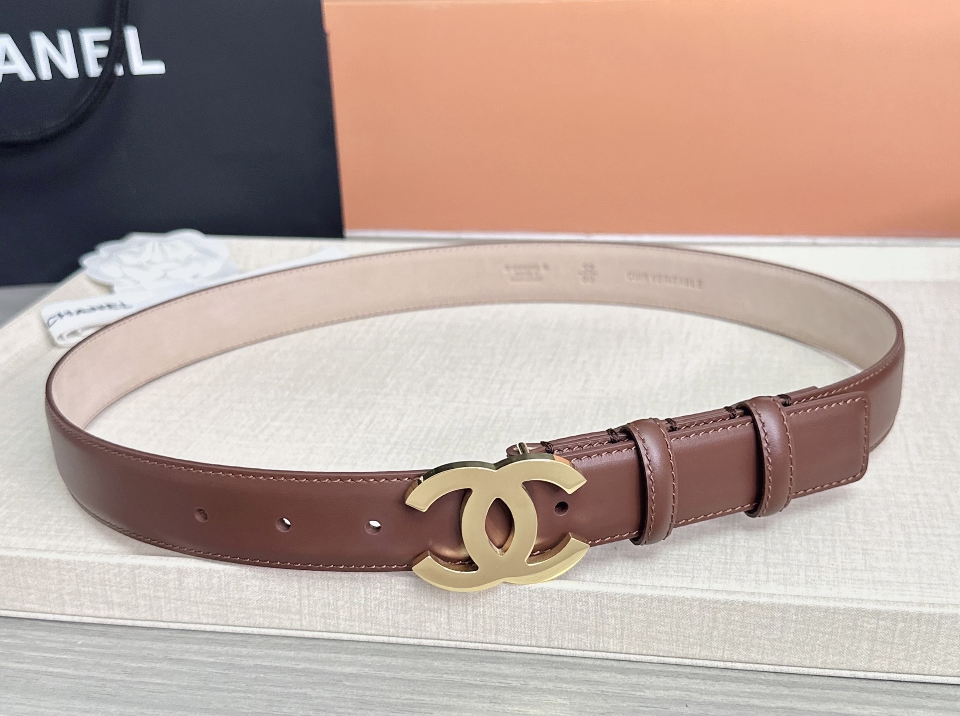 💥💥💥3.0cm香奈儿 CHANEL 最新款双面头层牛皮腰带、经典优雅、时尚百搭，长度：75.80.85