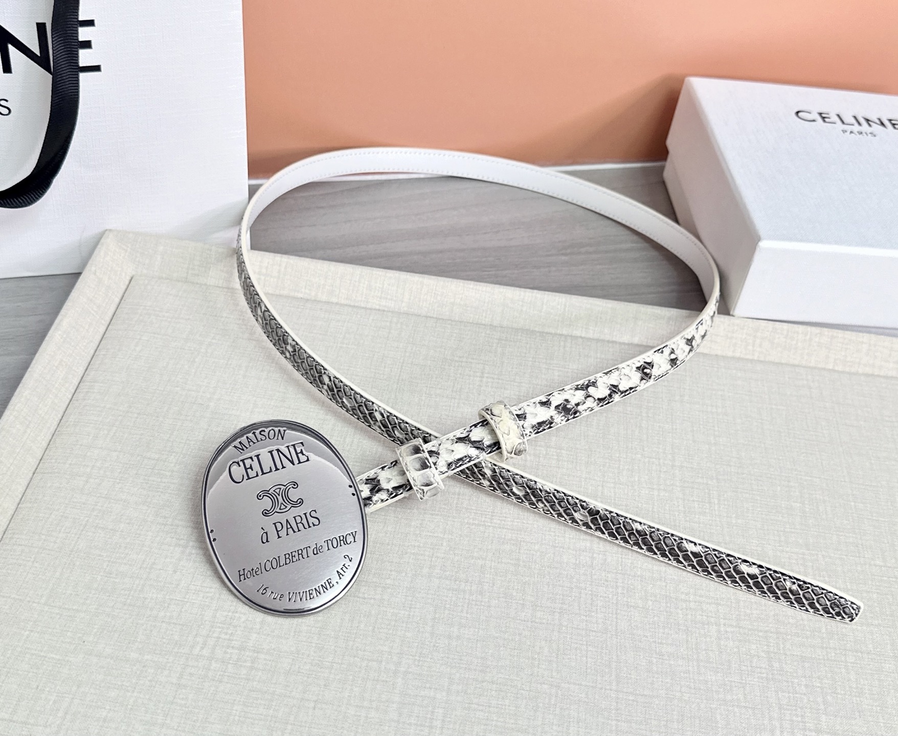 💥💥💥新款1.3cm赛琳大版型腰带，头层牛皮，长度：75.80.85.90.95.100.105.欧，铜