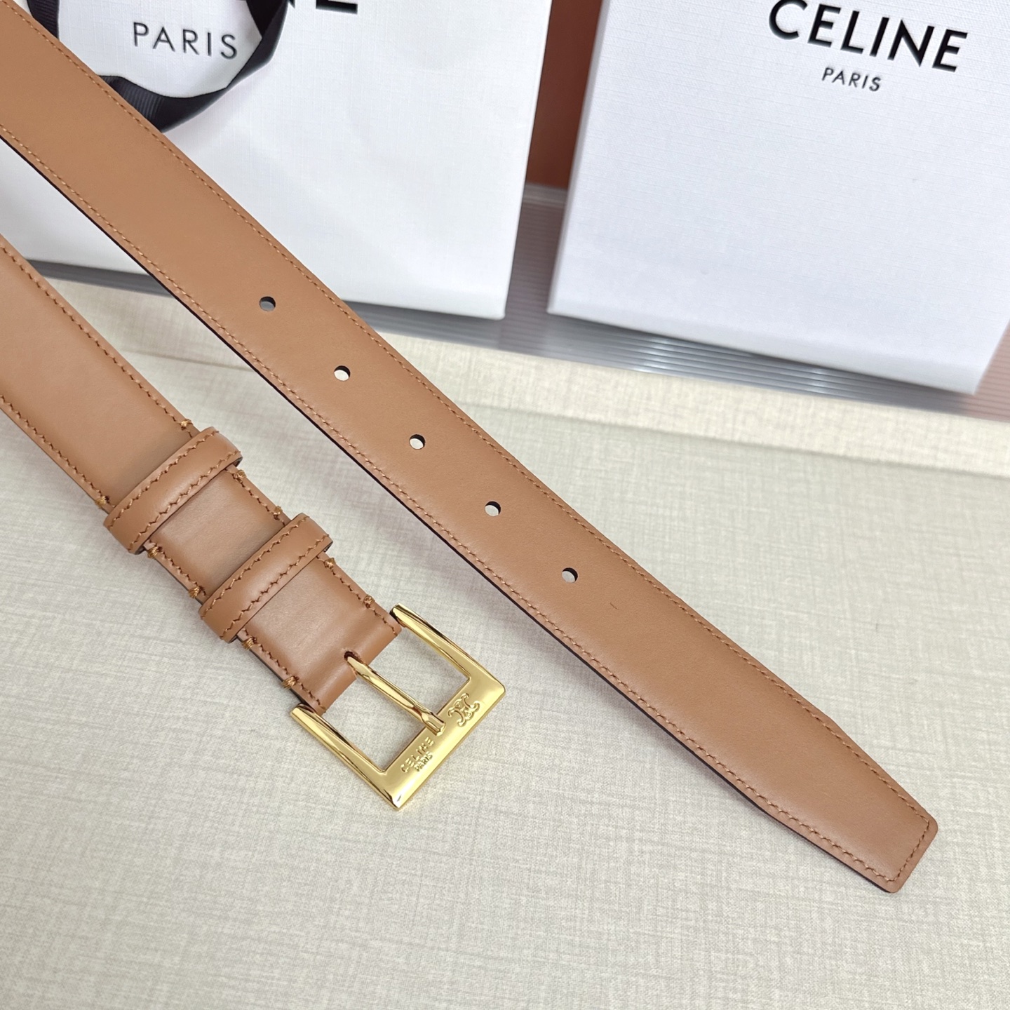 💥💥💥3.0cm赛琳CELINE腰带，双面头层牛皮，长度：75.80.85.90.95.100.105欧