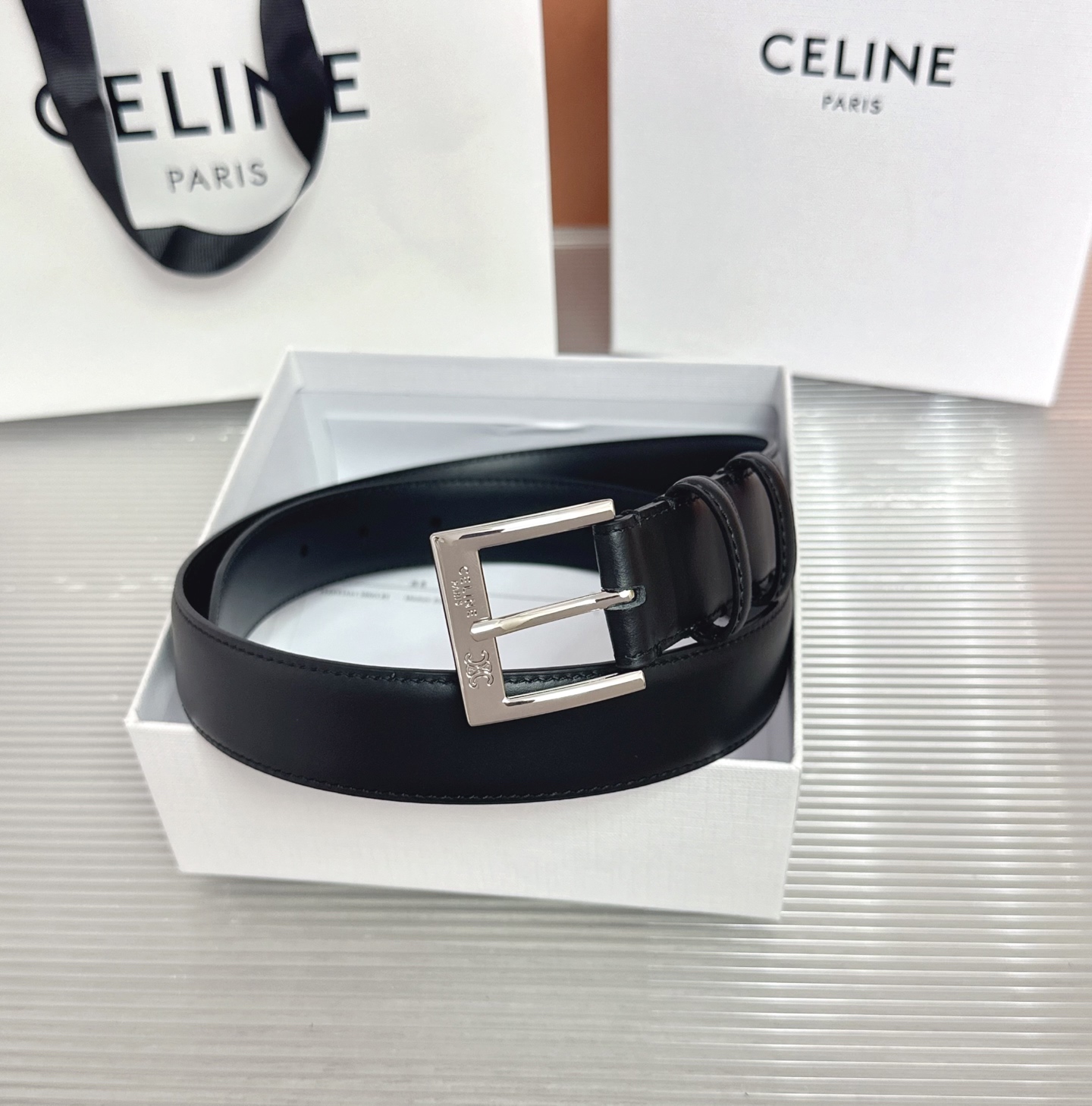 💥💥💥3.0cm赛琳CELINE腰带，双面头层牛皮，长度：75.80.85.90.95.100.105欧