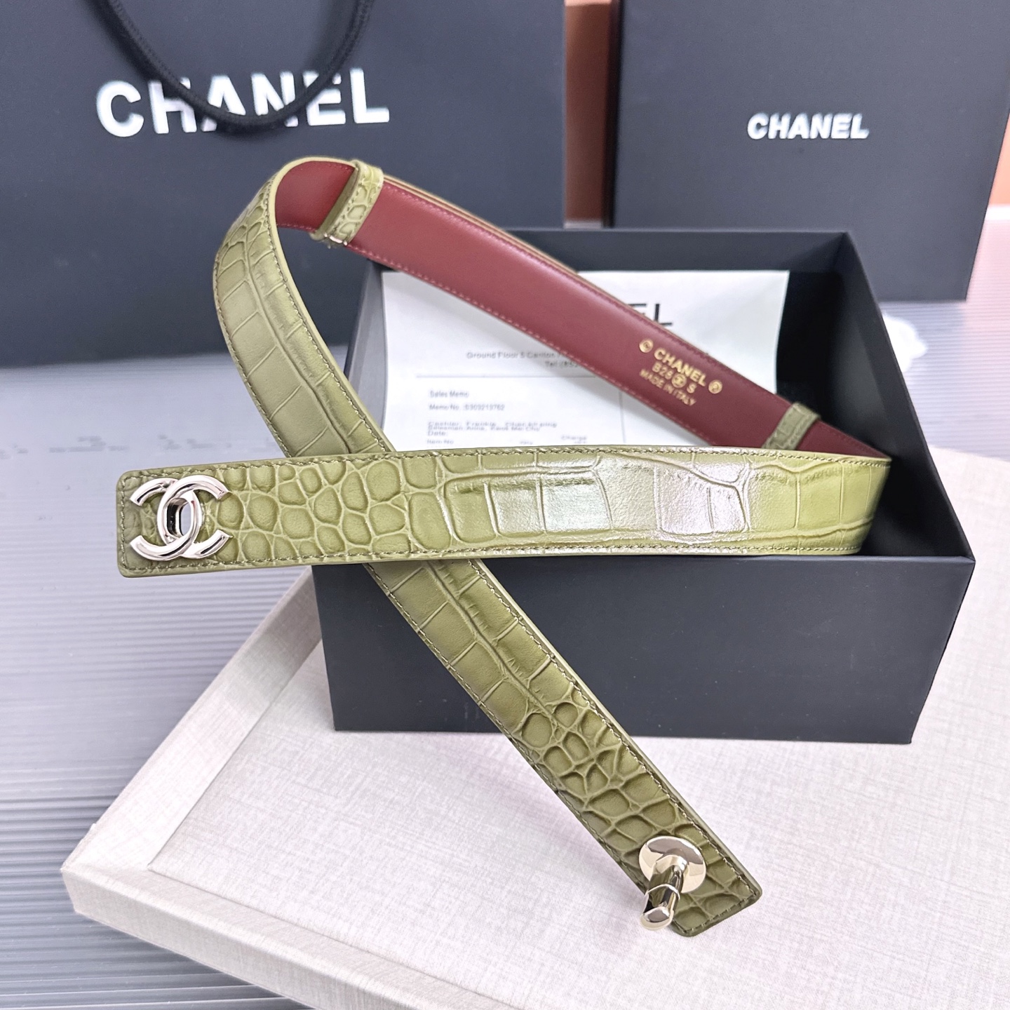 💥💥💥3.0cm香奈儿CHANEL腰带，双面头层牛皮，长度:均码:可自行调节，转动铜五金扣开模定制💥💥💥