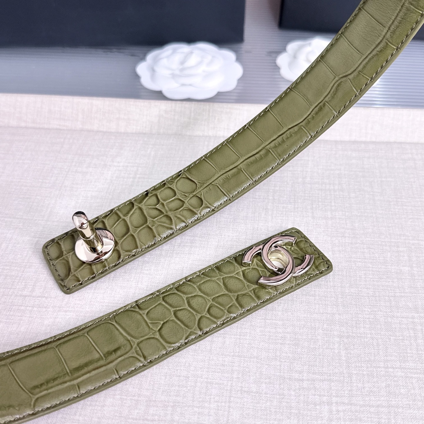 💥💥💥3.0cm香奈儿CHANEL腰带，双面头层牛皮，长度:均码:可自行调节，转动铜五金扣开模定制💥💥💥