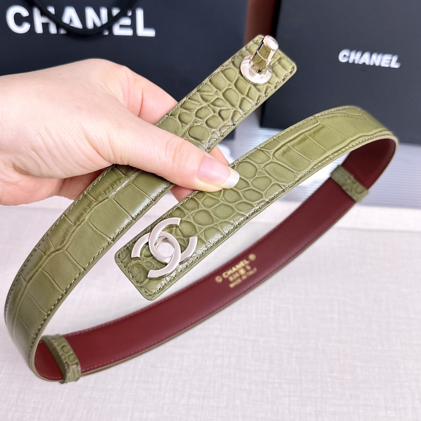 💥💥💥3.0cm香奈儿CHANEL腰带，双面头层牛皮，长度:均码:可自行调节，转动铜五金扣开模定制💥💥💥