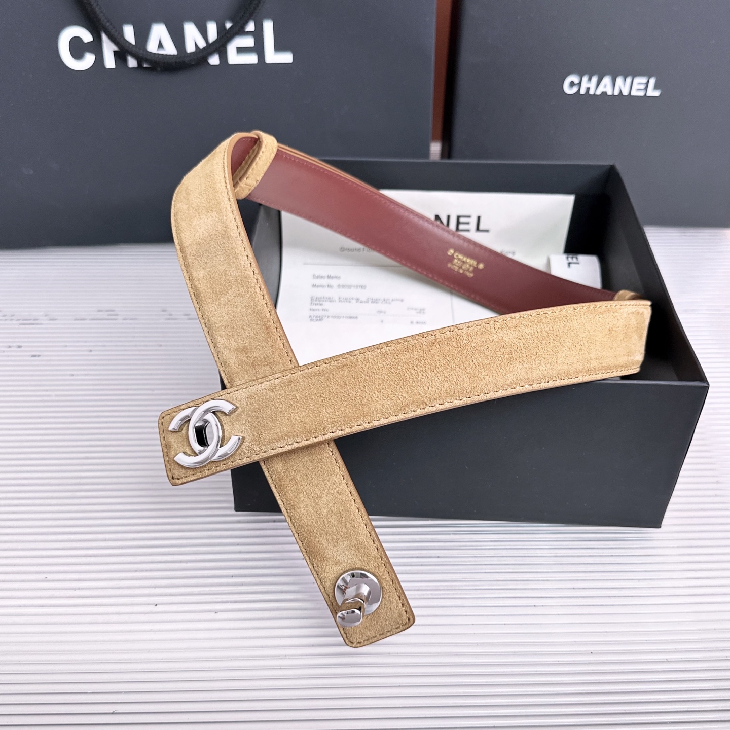 💥💥💥3.0cm香奈儿CHANEL腰带，双面头层牛皮，长度:均码:可自行调节，转动铜五金扣开模定制💥💥💥