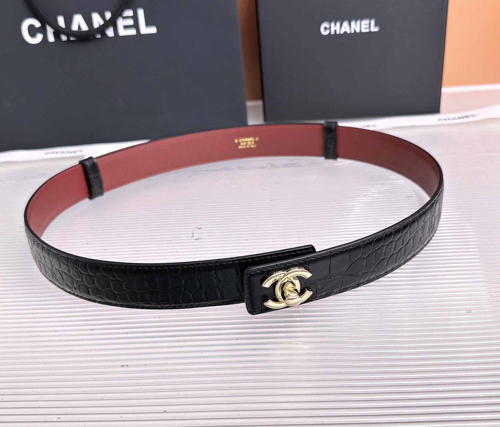 💥💥💥3.0cm香奈儿CHANEL腰带，双面头层牛皮，长度:均码:可自行调节，转动铜五金扣开模定制💥💥💥