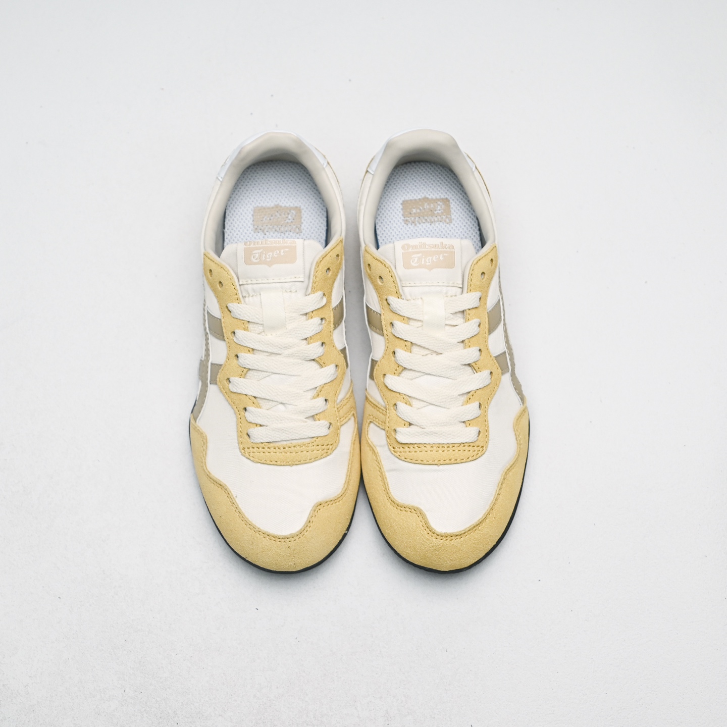 新款首发💰130
Onitsuka Tiger Serrano 百搭单品
货号：1183B400-753
码数：36 37 37.5 38 39 39.5 40 40.5 41.5 42 42.5 43.5 44 44.5 45