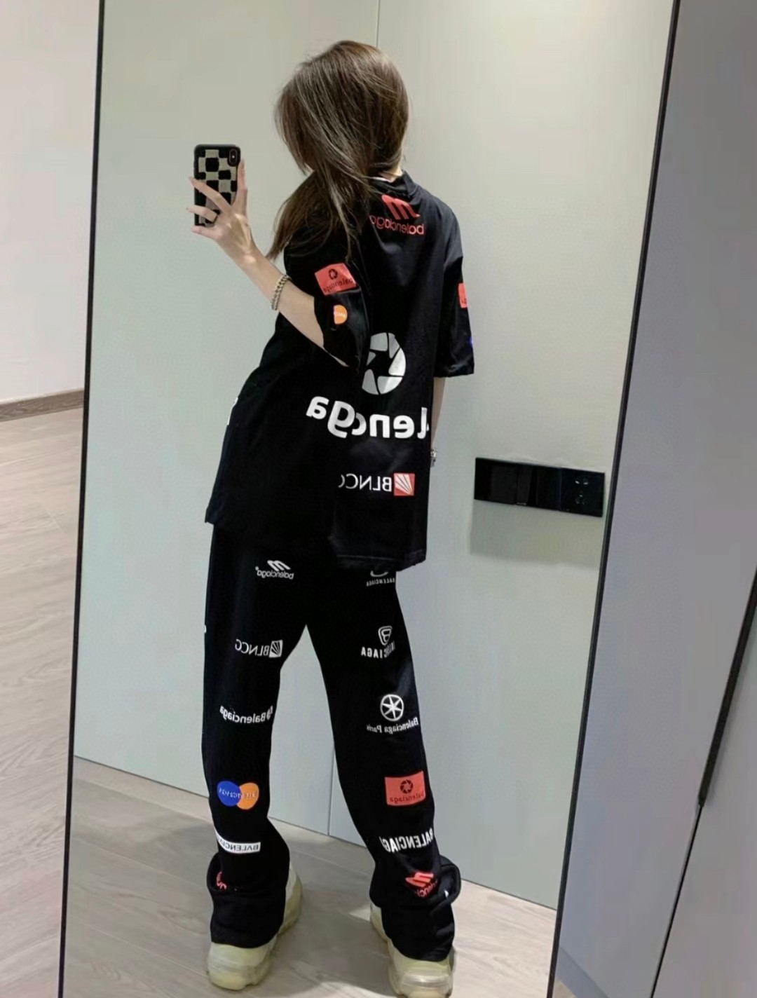 Balenciaga Logo Print Sweatpants Unisex Relaxed Fit Black, Size M, L, XL 2 a1727423987056 0053