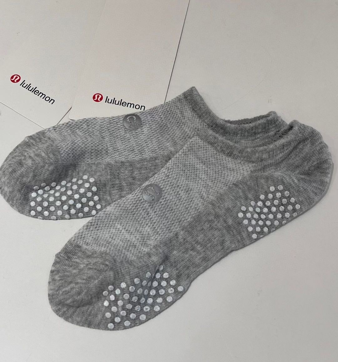 Lulu accessories Lulu ππ¨ π¬π‘π¨π° π¬π¨ππ€ β β SeriesβΌ Lulu accessories yoga