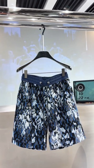 P135 2026 LV夏季新品 专柜原板 牛仔短裤 颜色:浅蓝 深蓝 尺码 :M-4XL