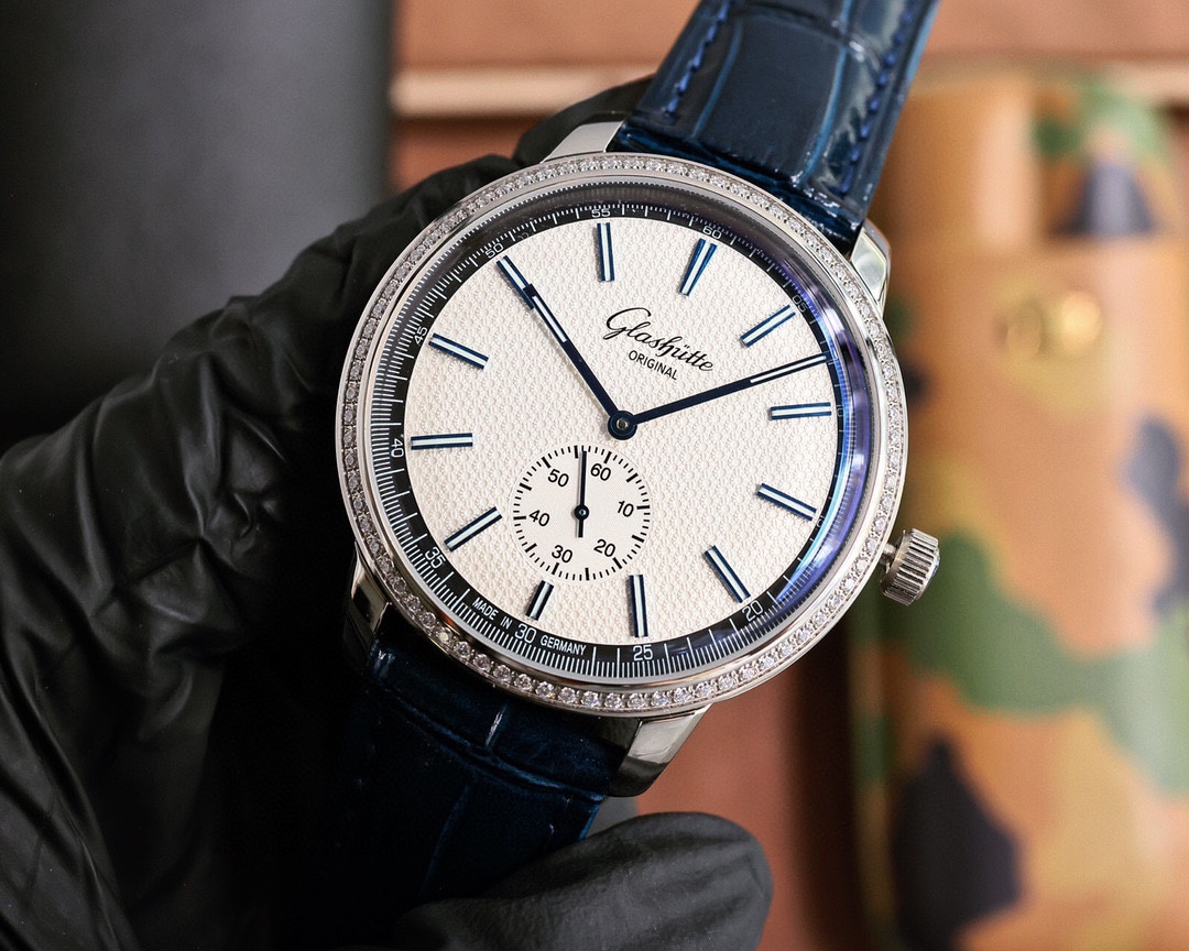 White Shell 3045: Retro-Elegant Wristwatch with Italian Leather Strap - 图片 3