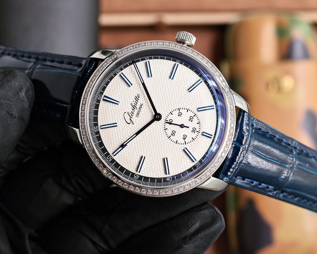 White Shell 3045: Retro-Elegant Wristwatch with Italian Leather Strap - 图片 4