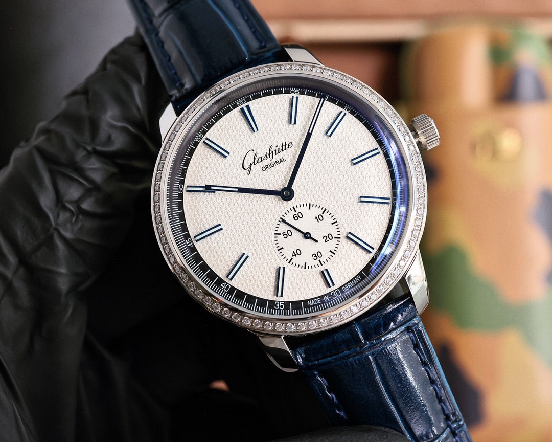 White Shell 3045: Retro-Elegant Wristwatch with Italian Leather Strap - 图片 2