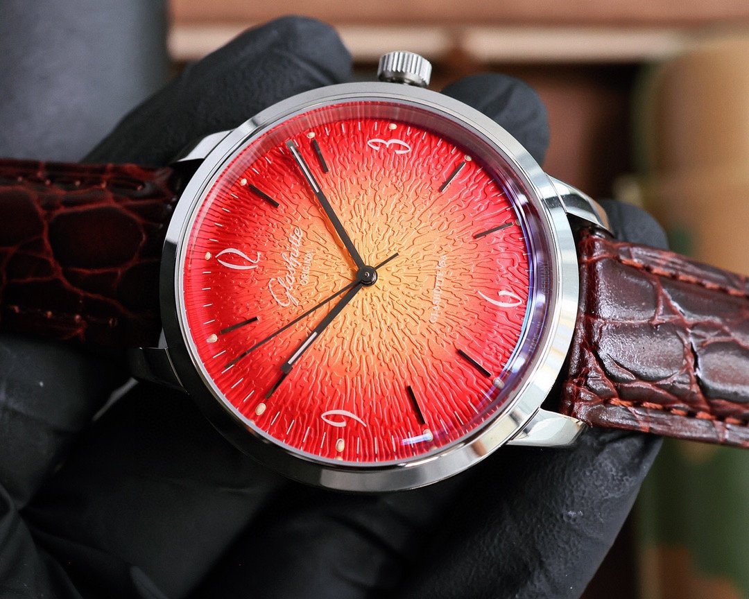 TW Actory’s Unique Heart: Sapphire Glass, Autolink Cores, Platinum Decks, Italian Craftsmanship - 图片 4