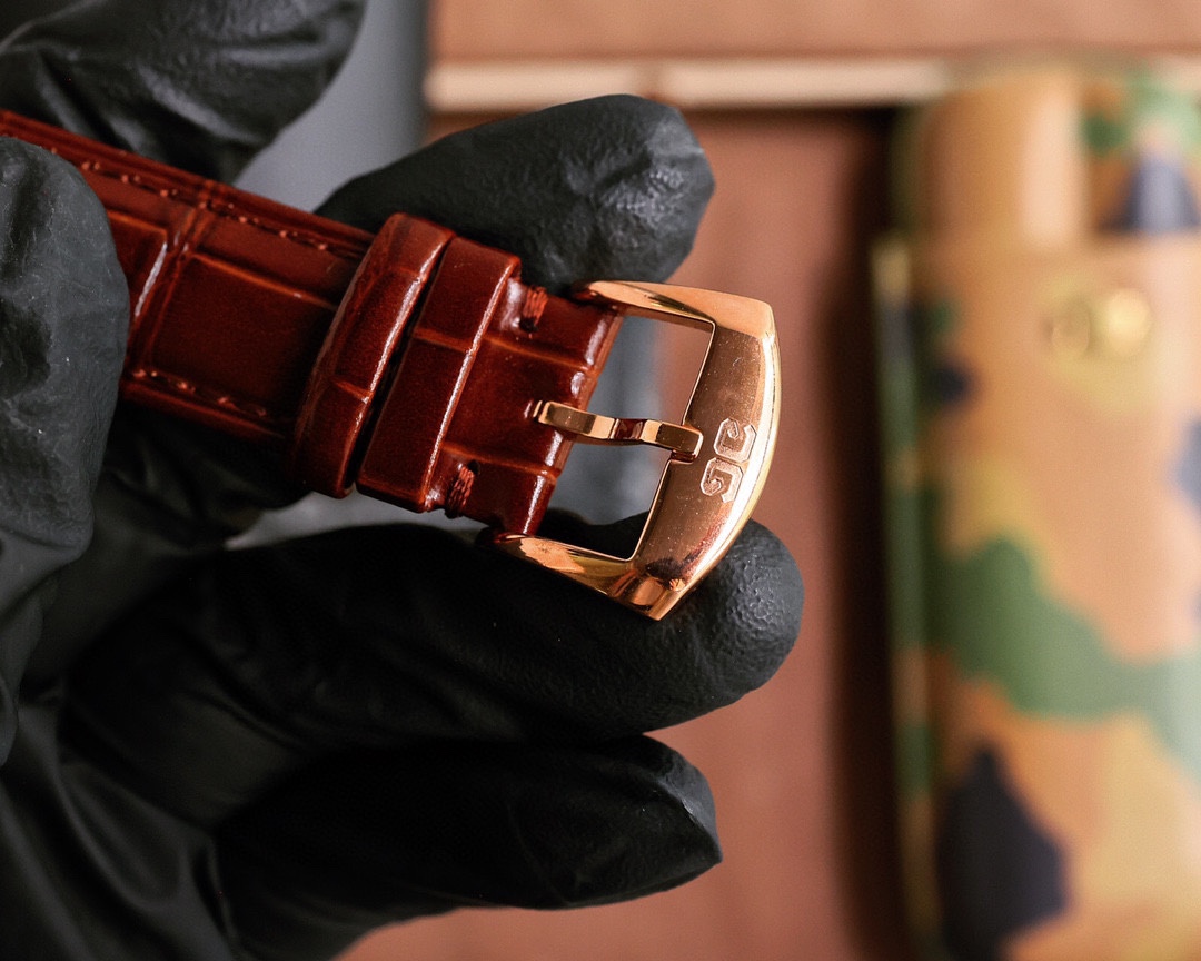 “3045 Gera Sutti: Top Market Version Wristwatch with Six-Digit Plate” - 图片 7