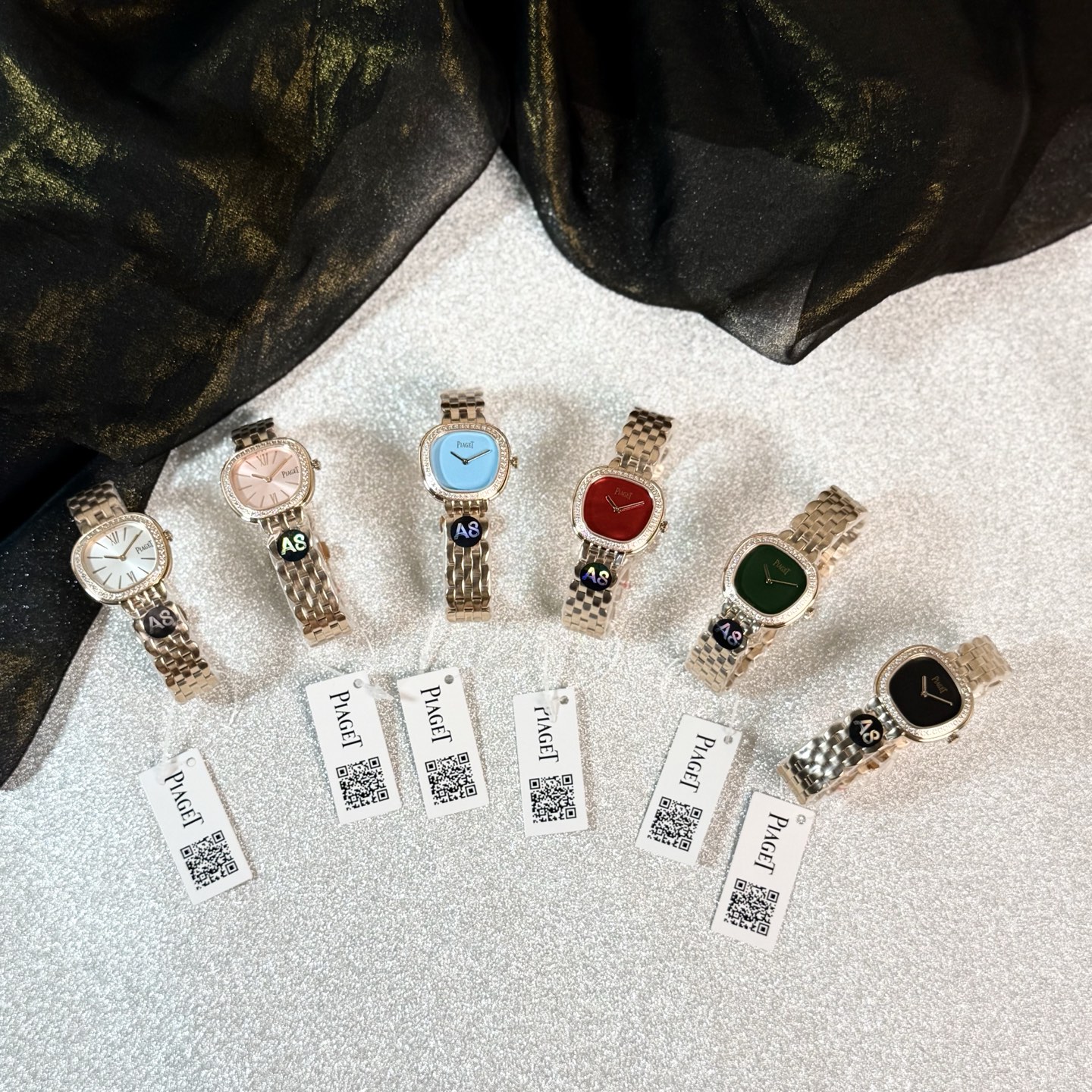 💰520钻加20金加20
A8 factory•伯爵全新腕表 #PiagetSixtie鎏金悦影系列 在瑞士钟表展「钟表与奇迹」闪亮登场!这款腕表游走于非凡制表工艺与黄金工艺之间,简直是时尚与艺术的完美结合。Sixtie腕表采用独特的梯形设计,重新诠释1960年代末大胆华丽的风格,展现出独特的魅力与优雅。
✨Sixtie系列腕表
✨直径29毫米,
✨CNC数控雕刻精钢梯形表壳
✨专柜同步超薄厚度仅仅7mm
✨银色太阳缎面打磨表盘
✨316L精钢表链,搭载伯爵进口石英机芯
认准A8出品!必属精品!大厂品质!欢迎转载!