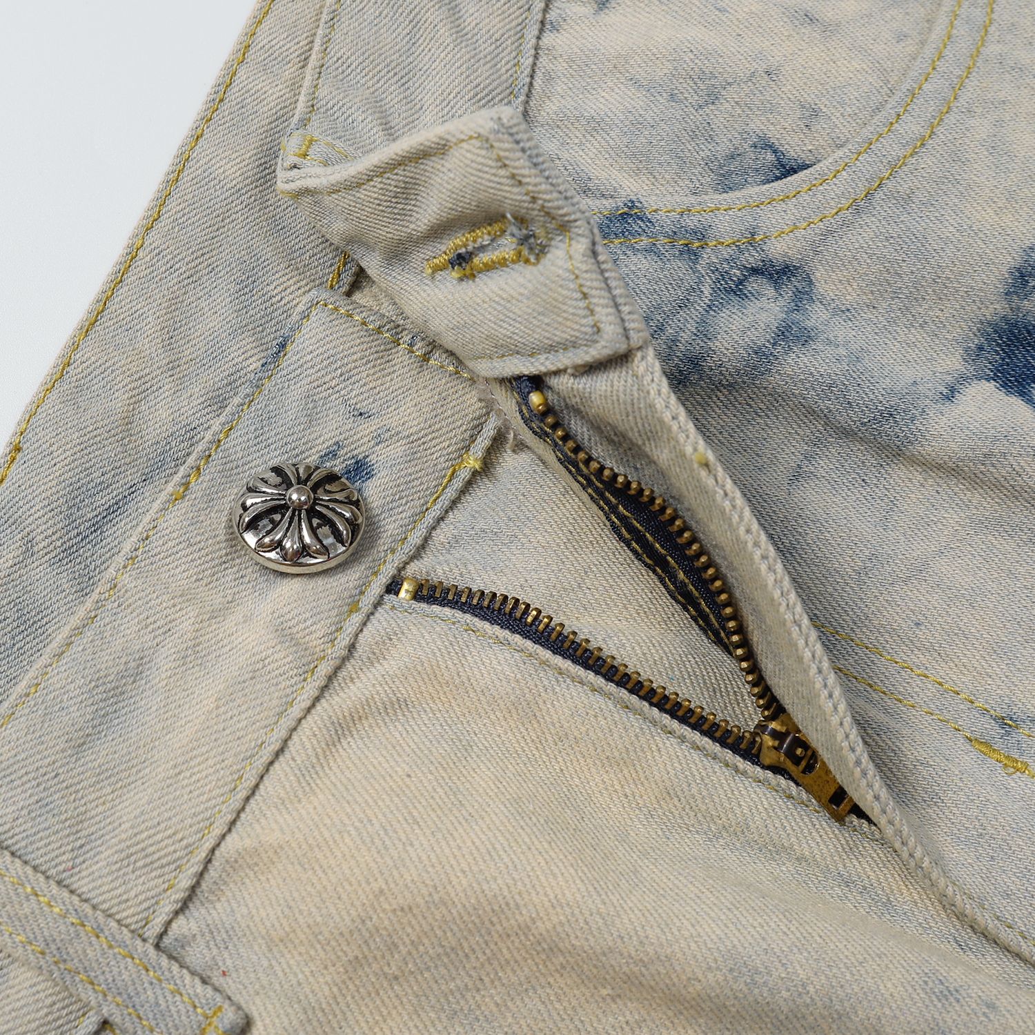 Chrome Hearts Jeans: Cross Patchwork, Distressed Denim, and Unique Style 9 a1712237710890 0335