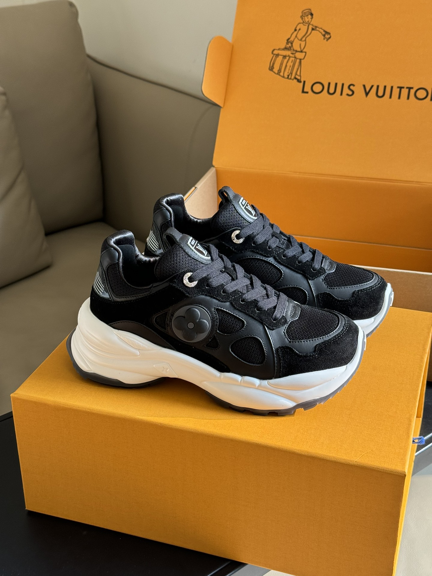Louis Vuitton Shoes Sneakers Chamois Cowhide Sweatpants
