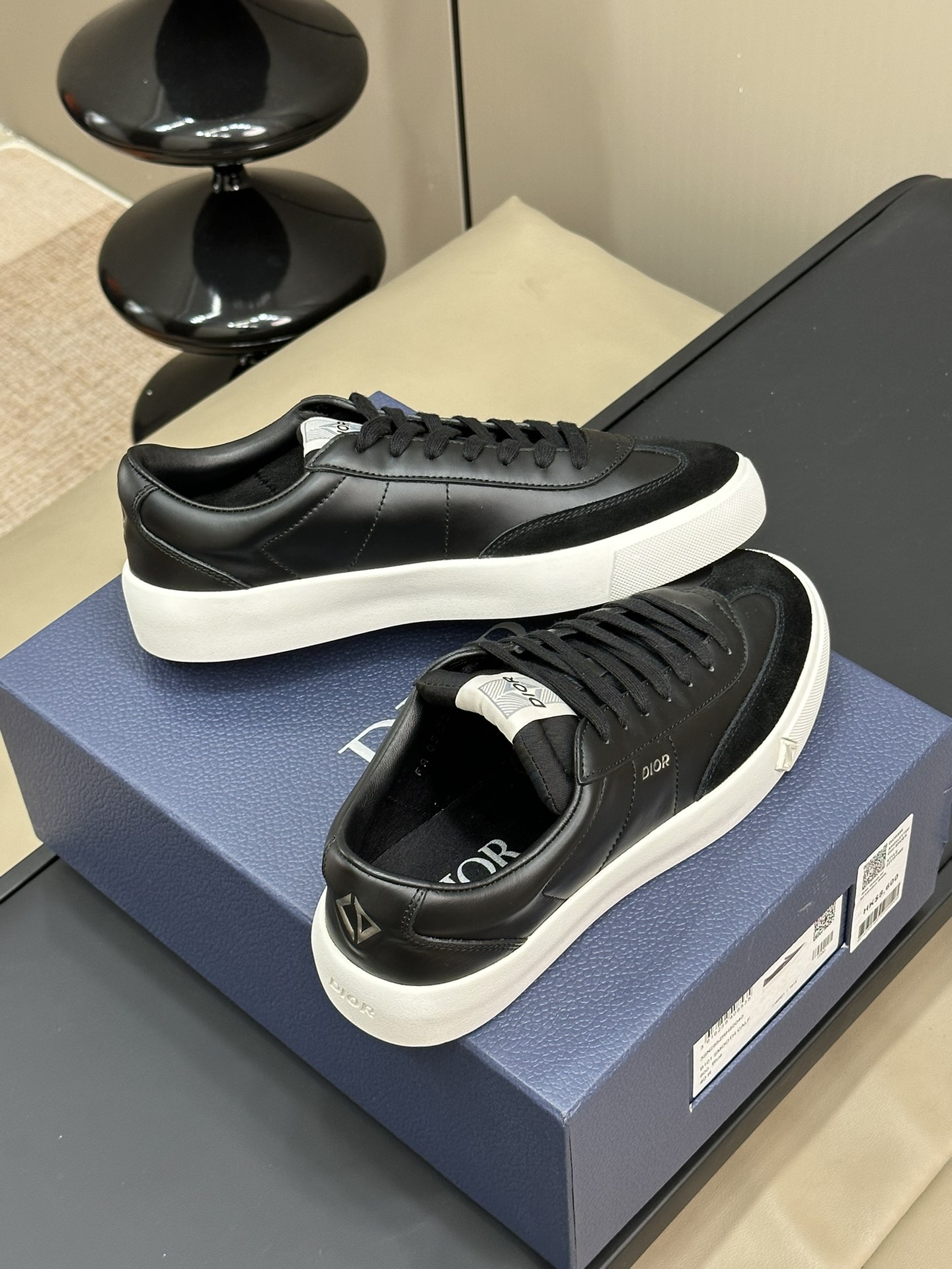 Кроссовки Dior черно-белые