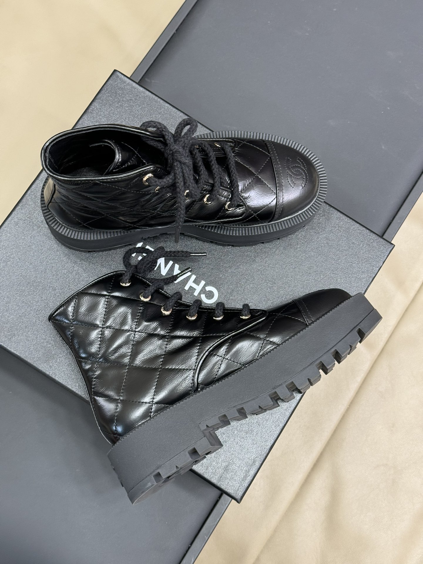 Chanel Classic Luxury Leather Shoe Loafer Ref.96FA8269 4