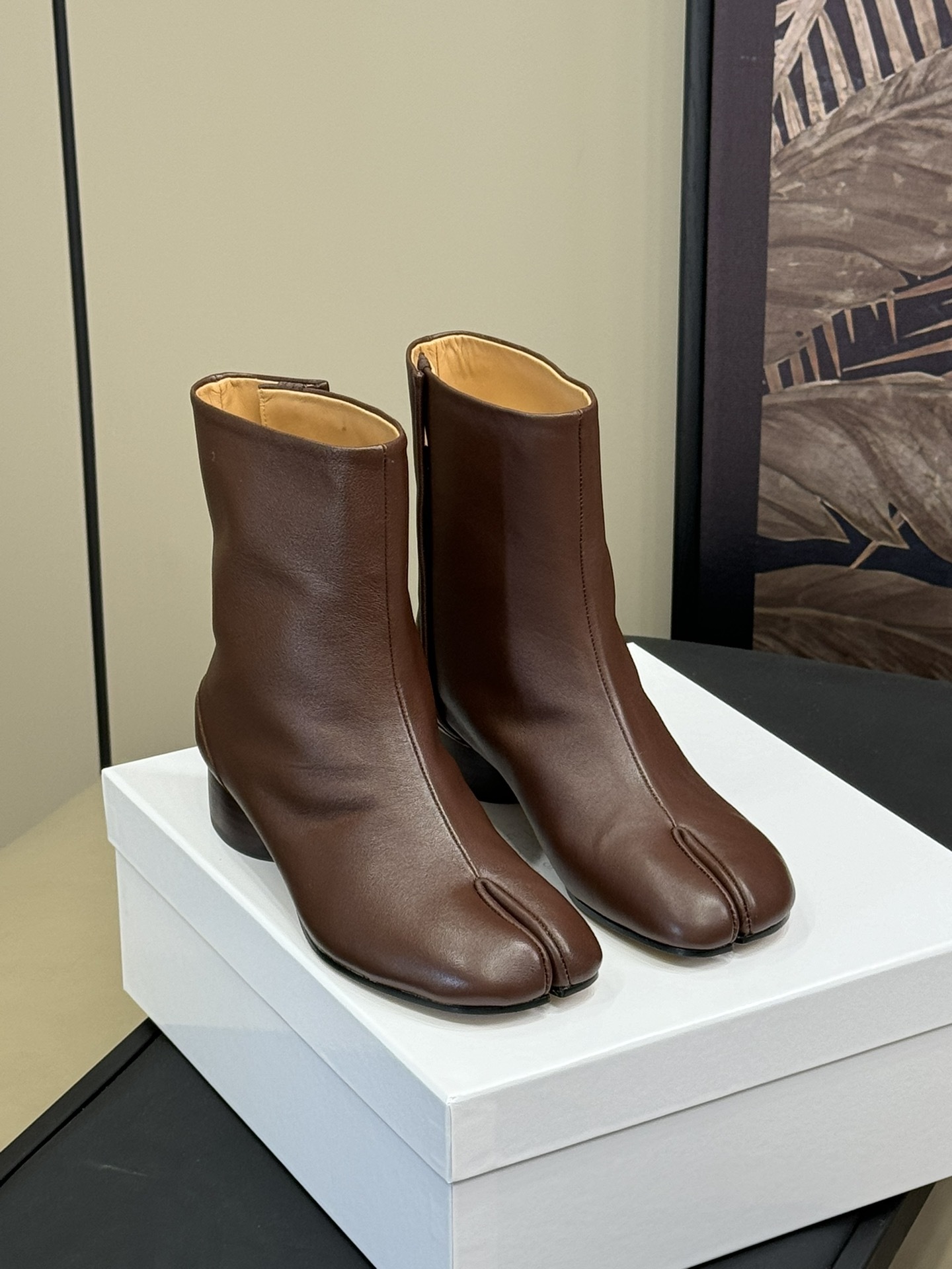 MaisonMargiela | 把 Tabi短靴焊在脚上秋冬时节永远可以相信短靴,风度温度兼具,稳稳拿