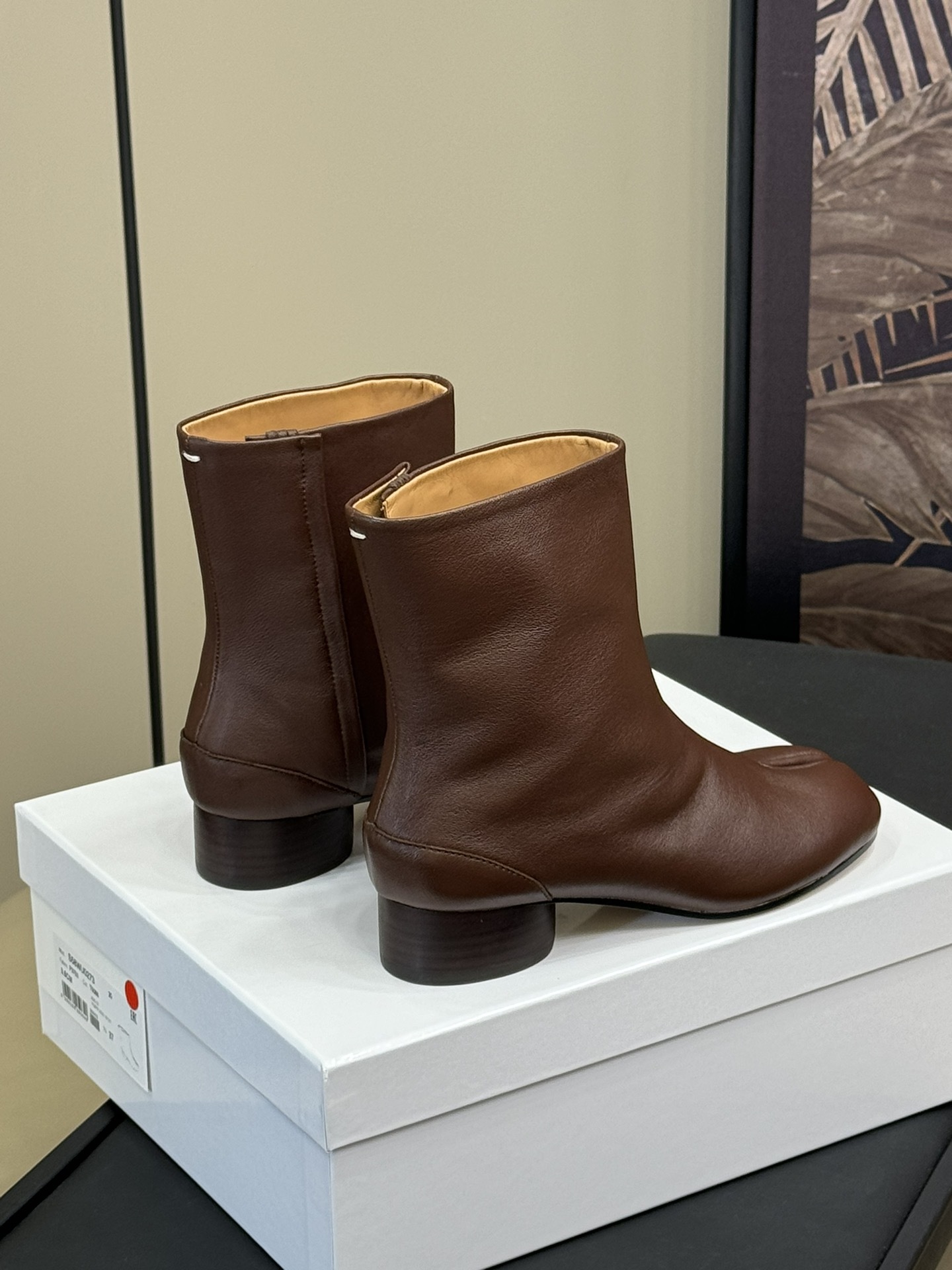 MaisonMargiela | 把 Tabi短靴焊在脚上秋冬时节永远可以相信短靴,风度温度兼具,稳稳拿