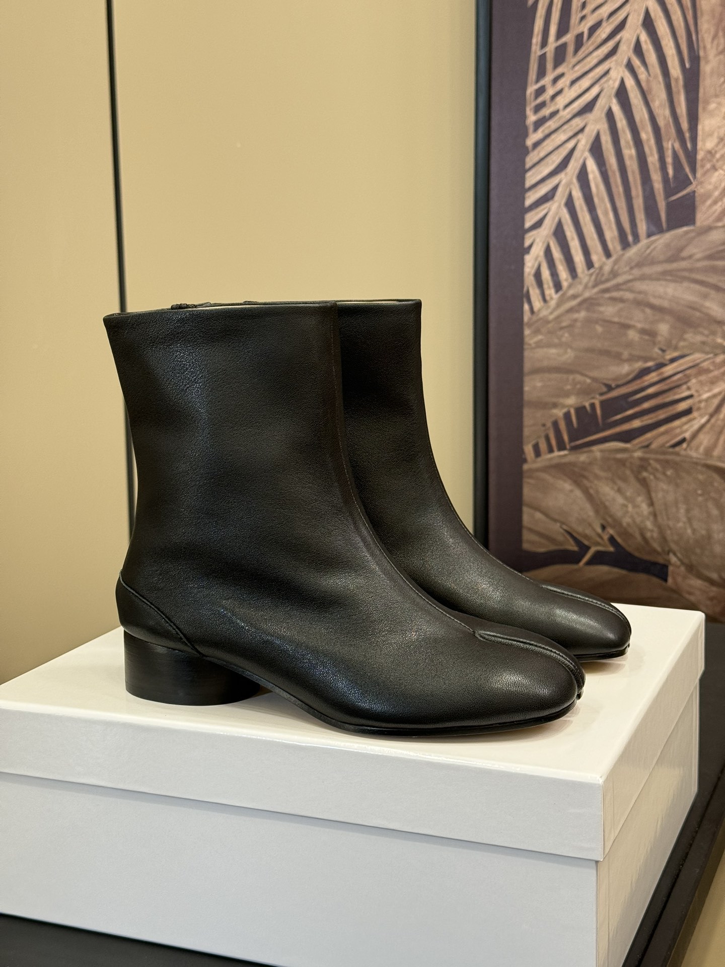 MaisonMargiela | 把 Tabi短靴焊在脚上秋冬时节永远可以相信短靴,风度温度兼具,稳稳拿