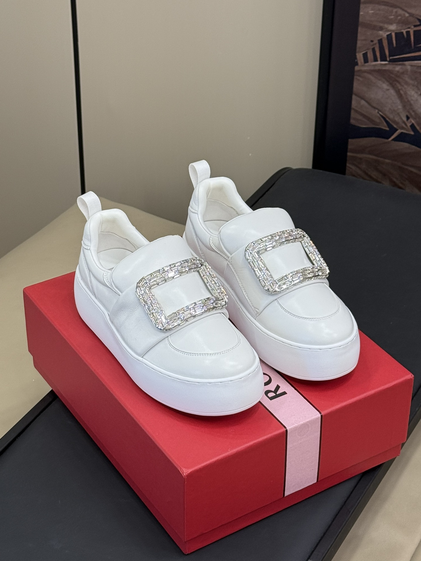 Roger Vivier Haute Couture Classic Luxury Leather Shoe Loafer Shoes 2
