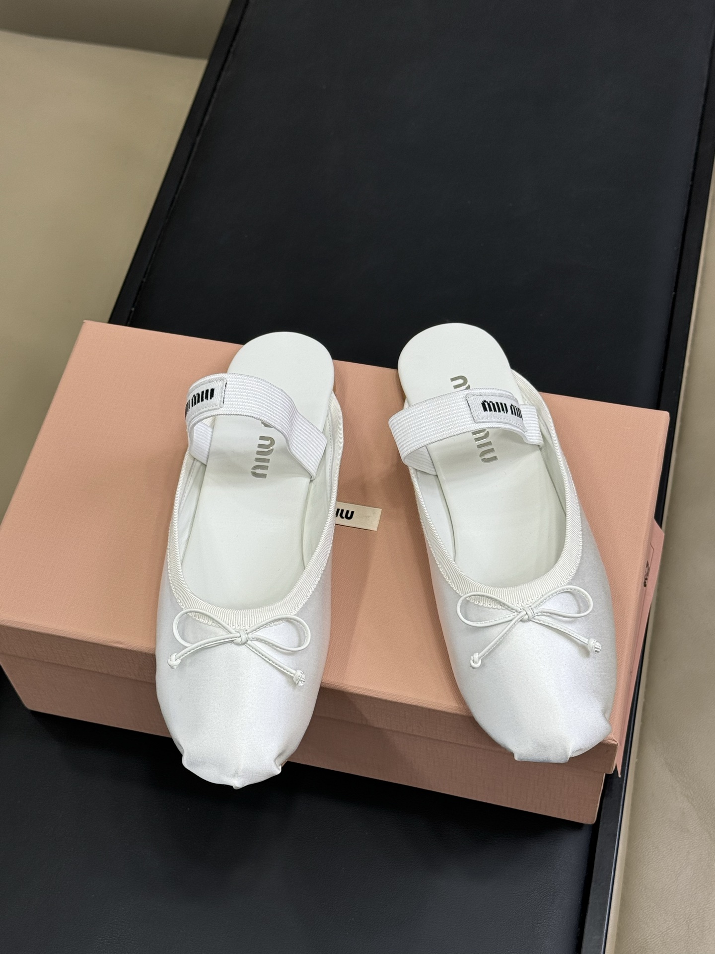 [Miu Miu Women