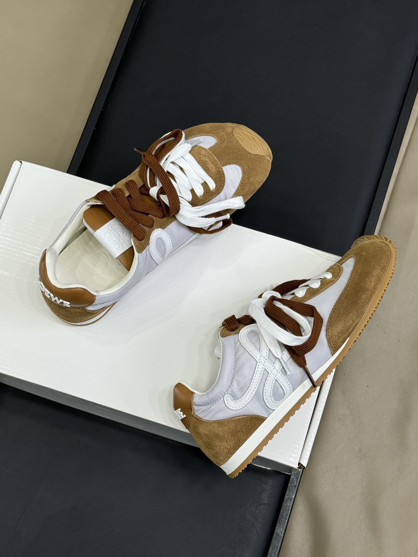 “New Loywell Ballet Runner Shoes in Hot Color for Fall, Size 35-40 with Two Shoelaces” - 图片 4