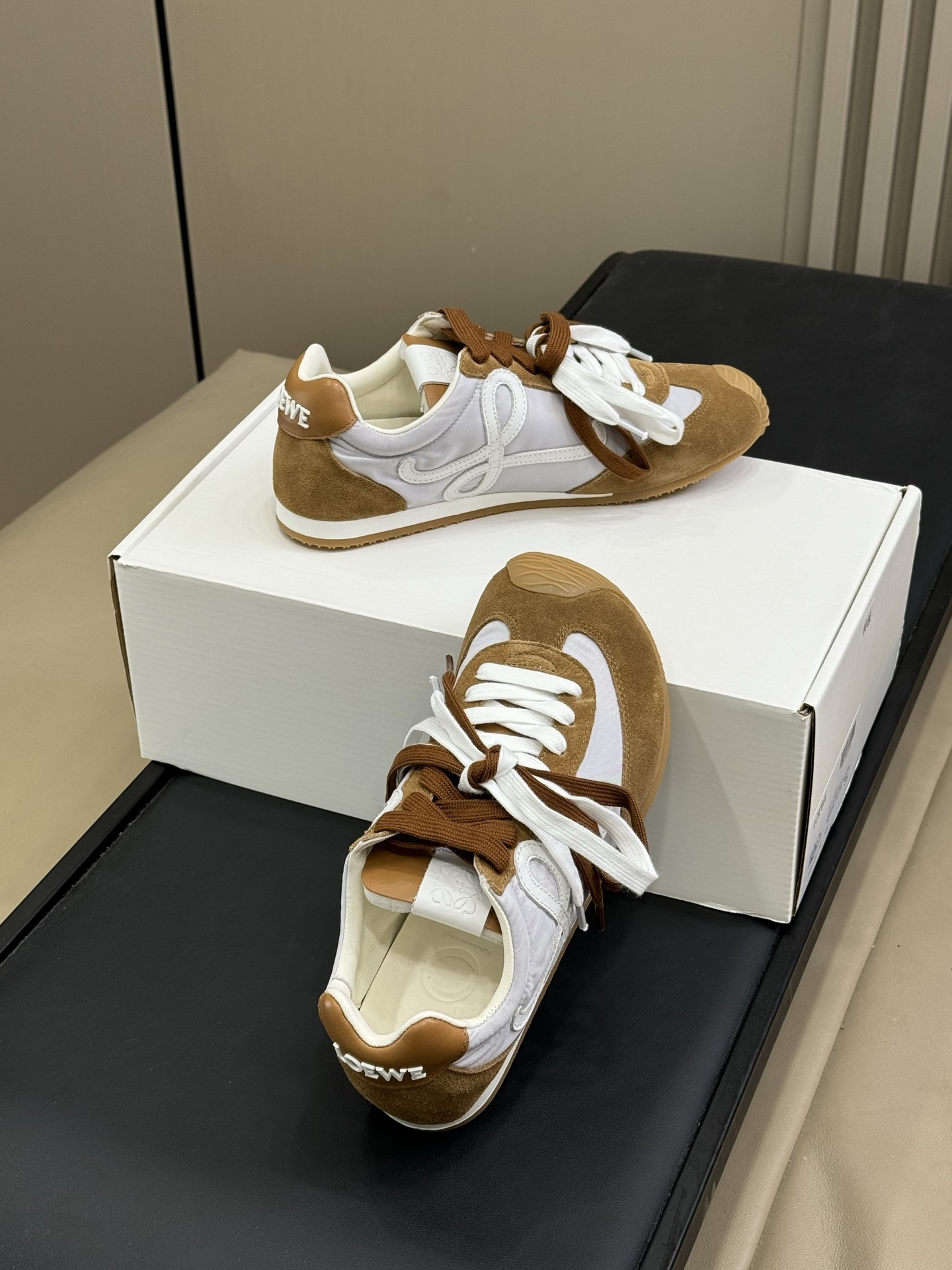 “New Loywell Ballet Runner Shoes in Hot Color for Fall, Size 35-40 with Two Shoelaces” - 图片 5