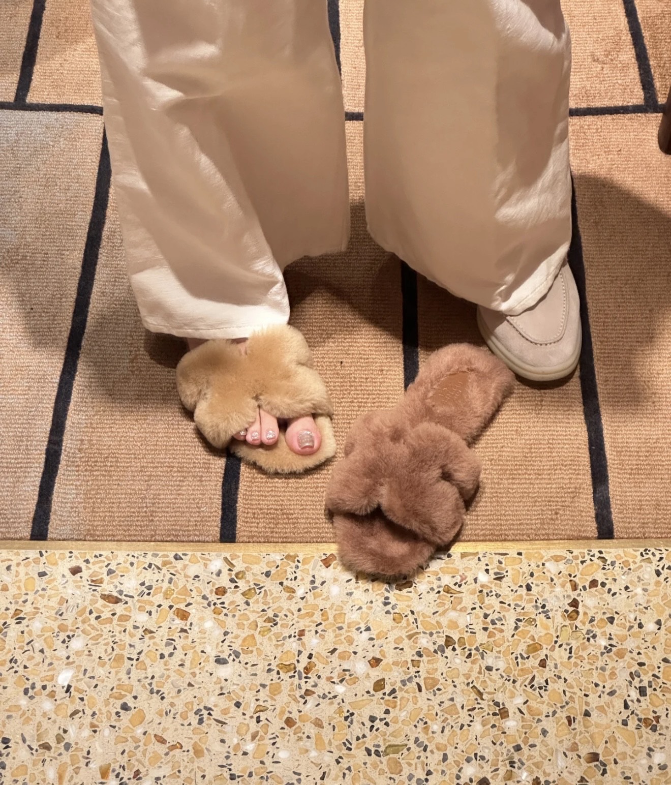 NO:471065,Demonstration beauty, fur shoes and slippers19860909示范绝美,毛毛鞋拖鞋,slippers,Women's Shoes