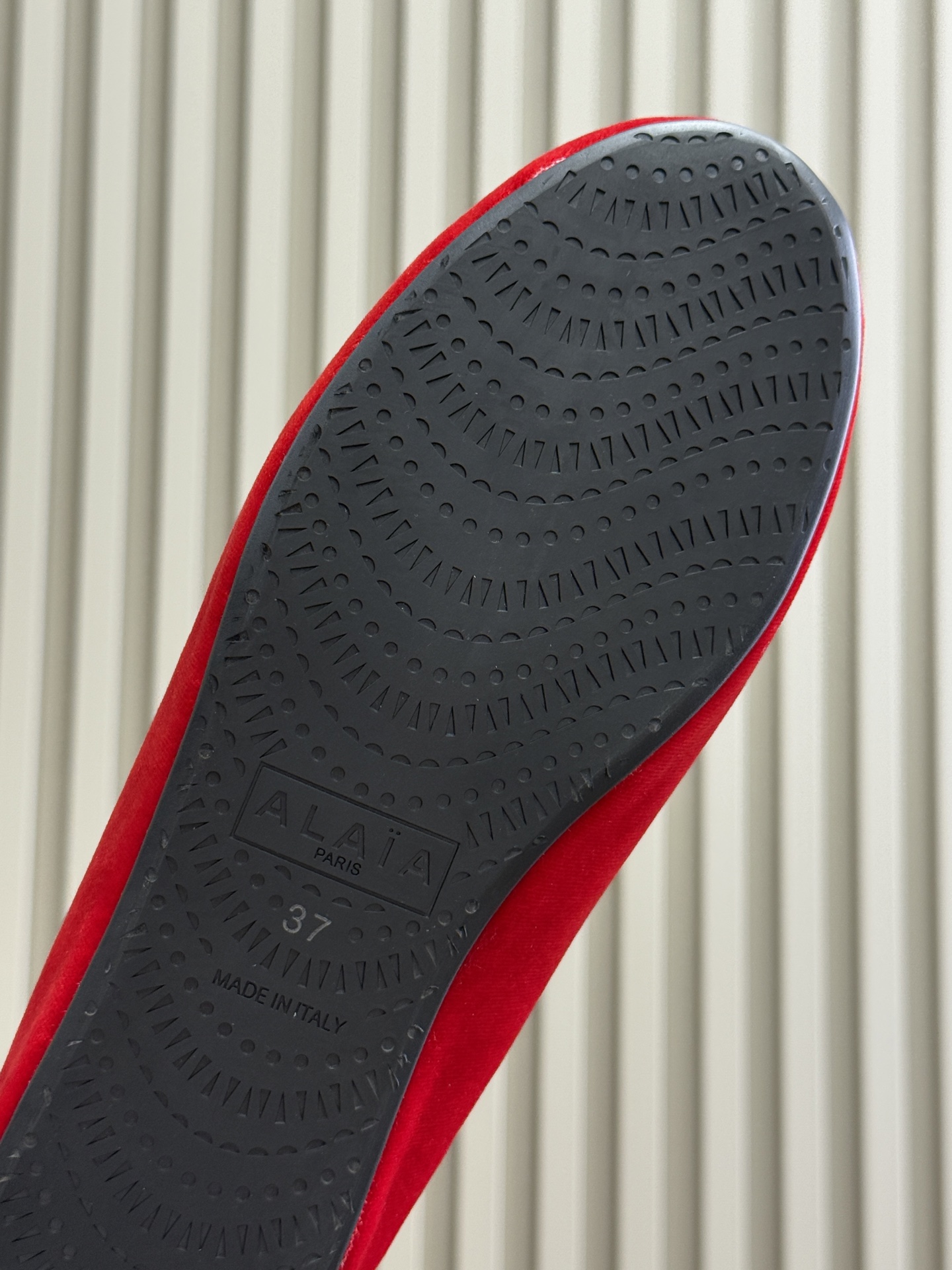 ALAiA｜敲响秋冬的第一双美鞋暖呼呼的别太可爱了吧 脚感太舒服啦换季新装备，新款芭蕾舞鞋啊迫不及待要把