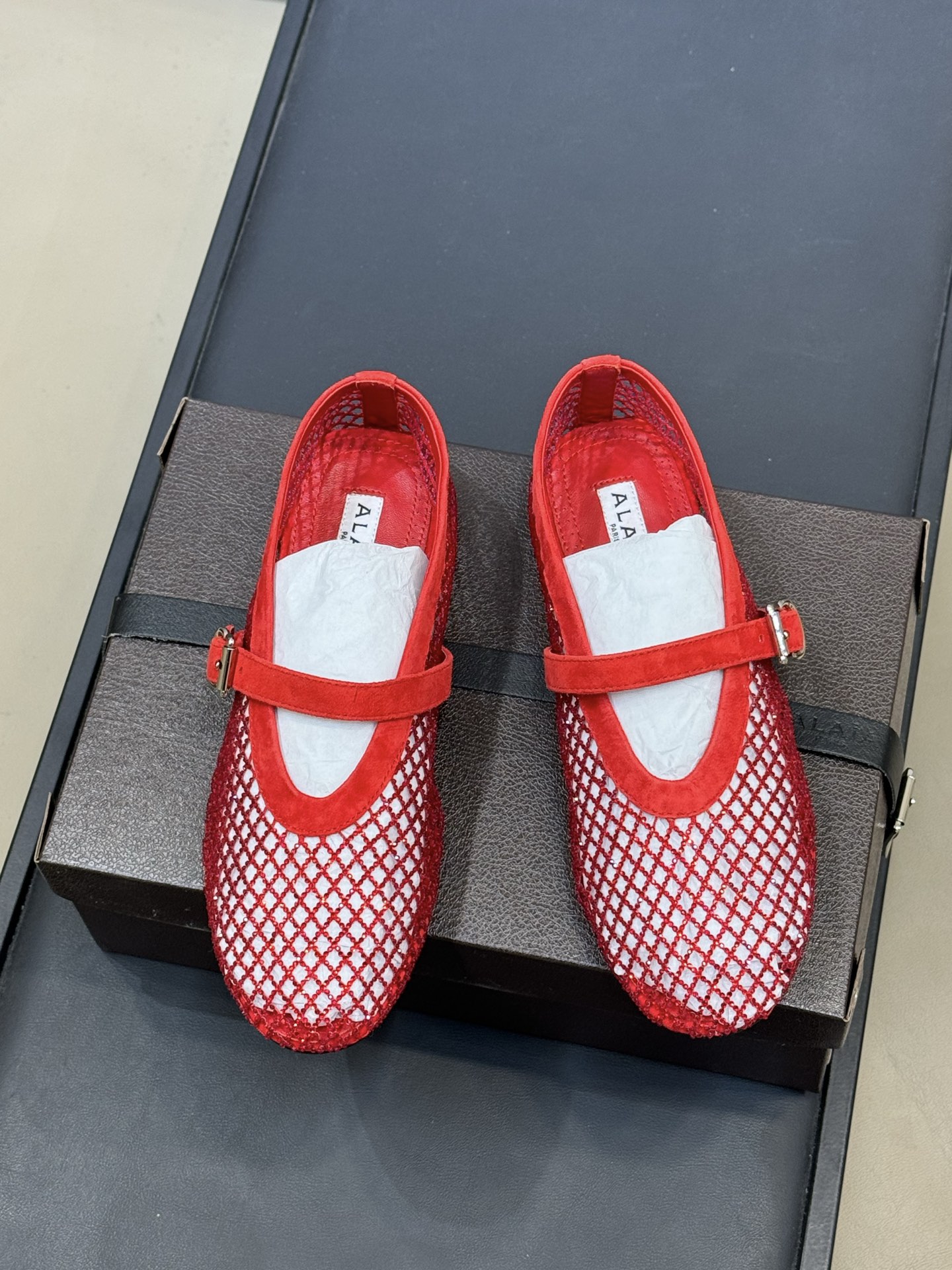 单鞋 拖鞋-40 alaia 26c new arrival～渔网系列爆🔥单品，时下流行审美。不过应该就