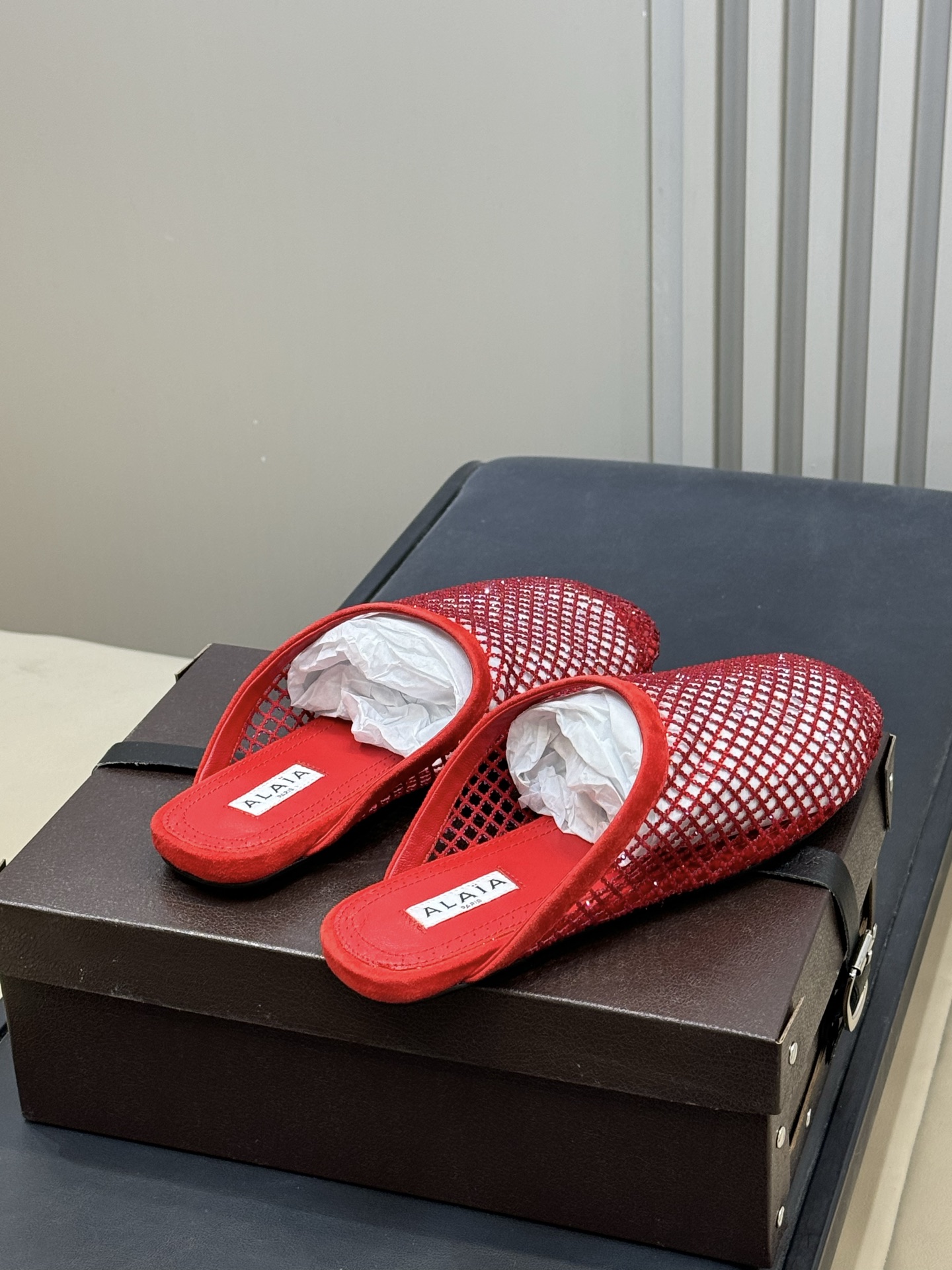 单鞋 拖鞋-40 alaia 26c new arrival～渔网系列爆🔥单品，时下流行审美。不过应该就