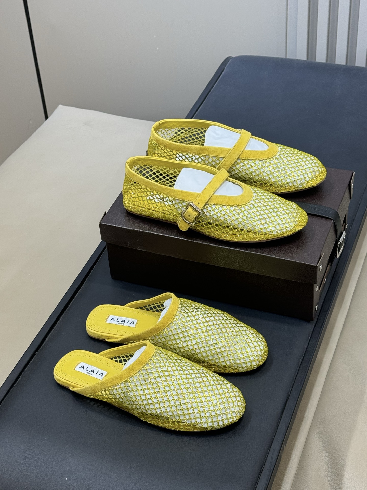 单鞋 拖鞋-40 alaia 26c new arrival～渔网系列爆🔥单品，时下流行审美。不过应该就