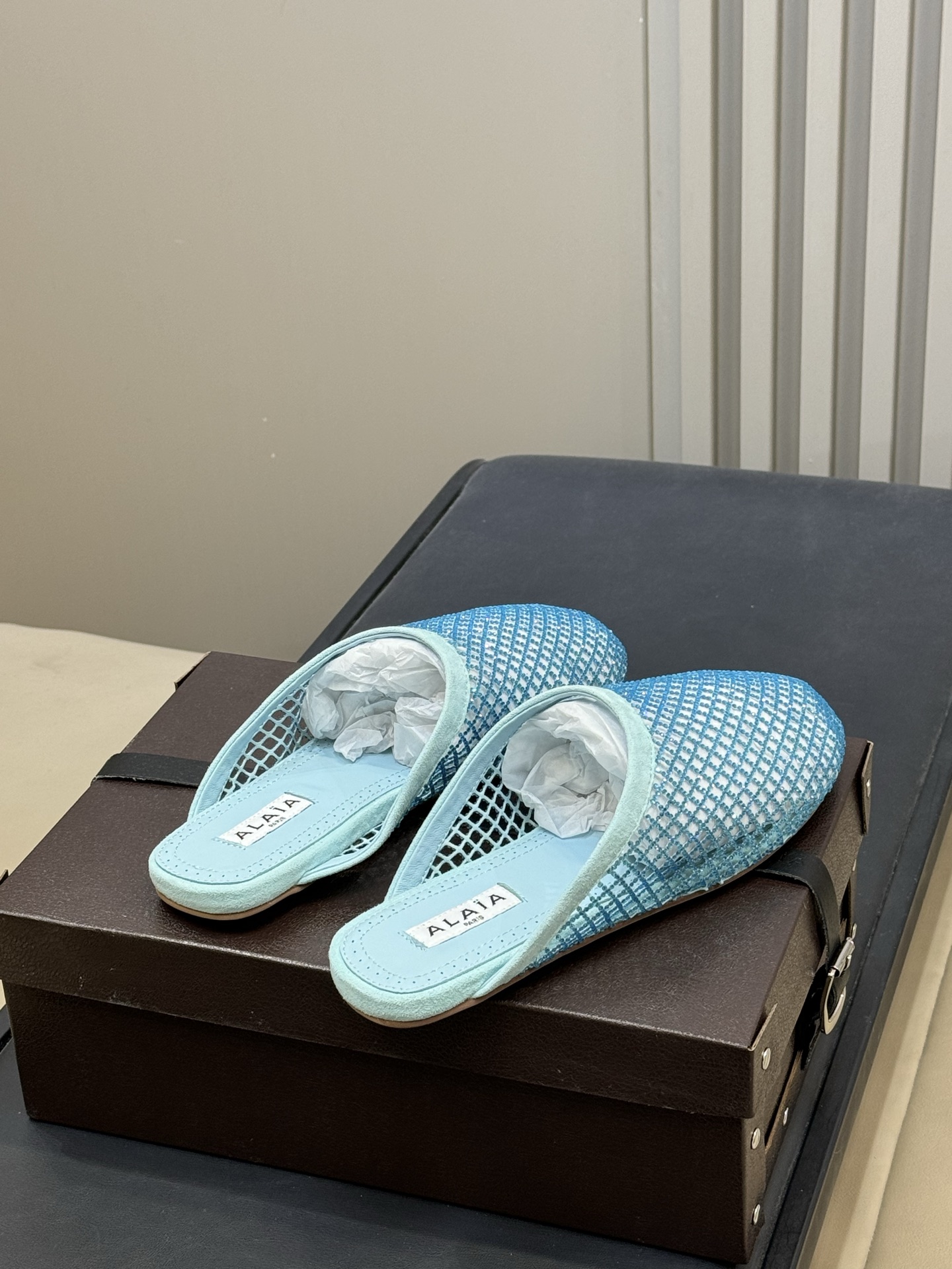 单鞋 拖鞋-40 alaia 26c new arrival～渔网系列爆🔥单品，时下流行审美。不过应该就