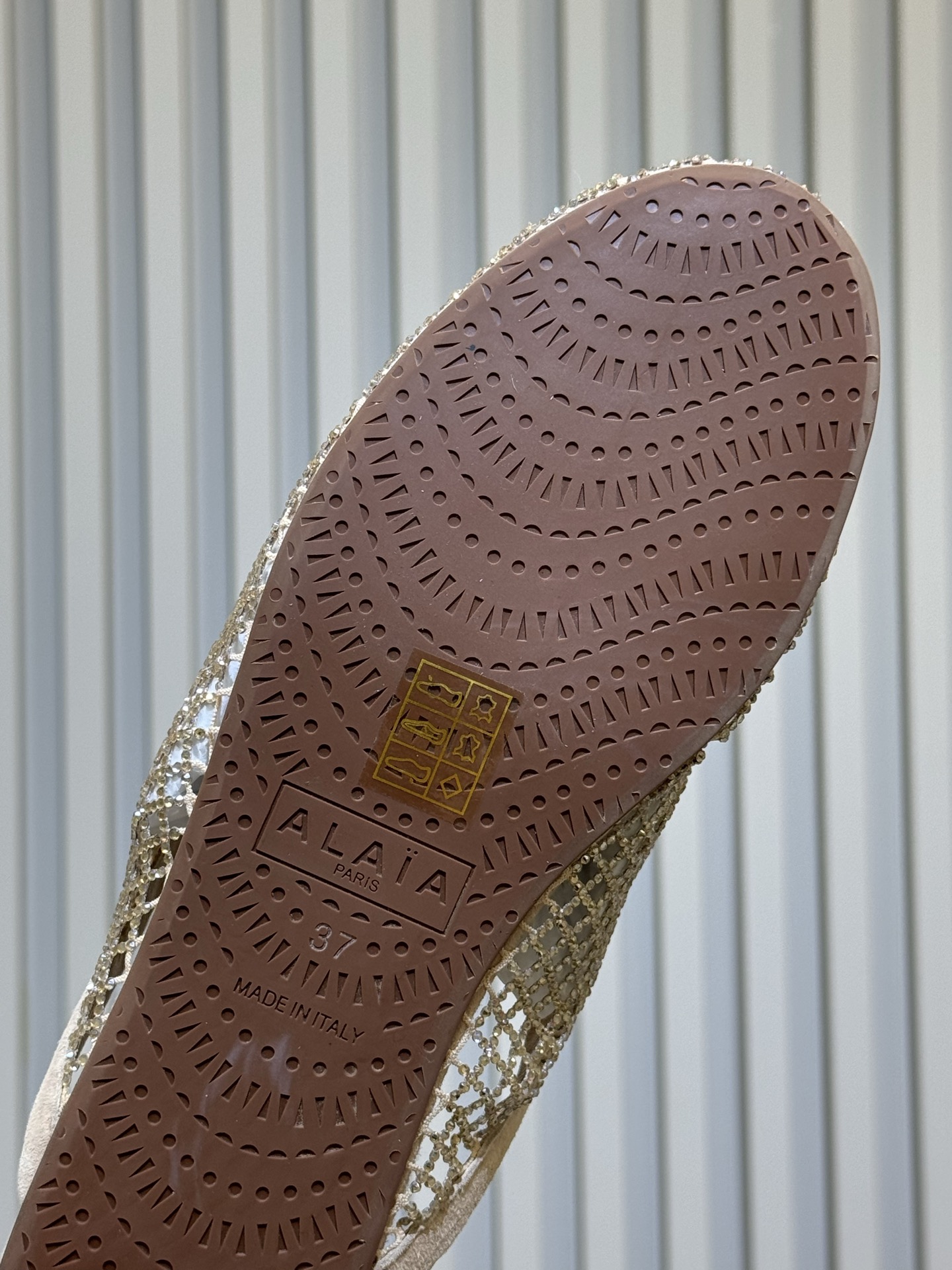 单鞋 拖鞋-40 alaia 26c new arrival～渔网系列爆🔥单品，时下流行审美。不过应该就