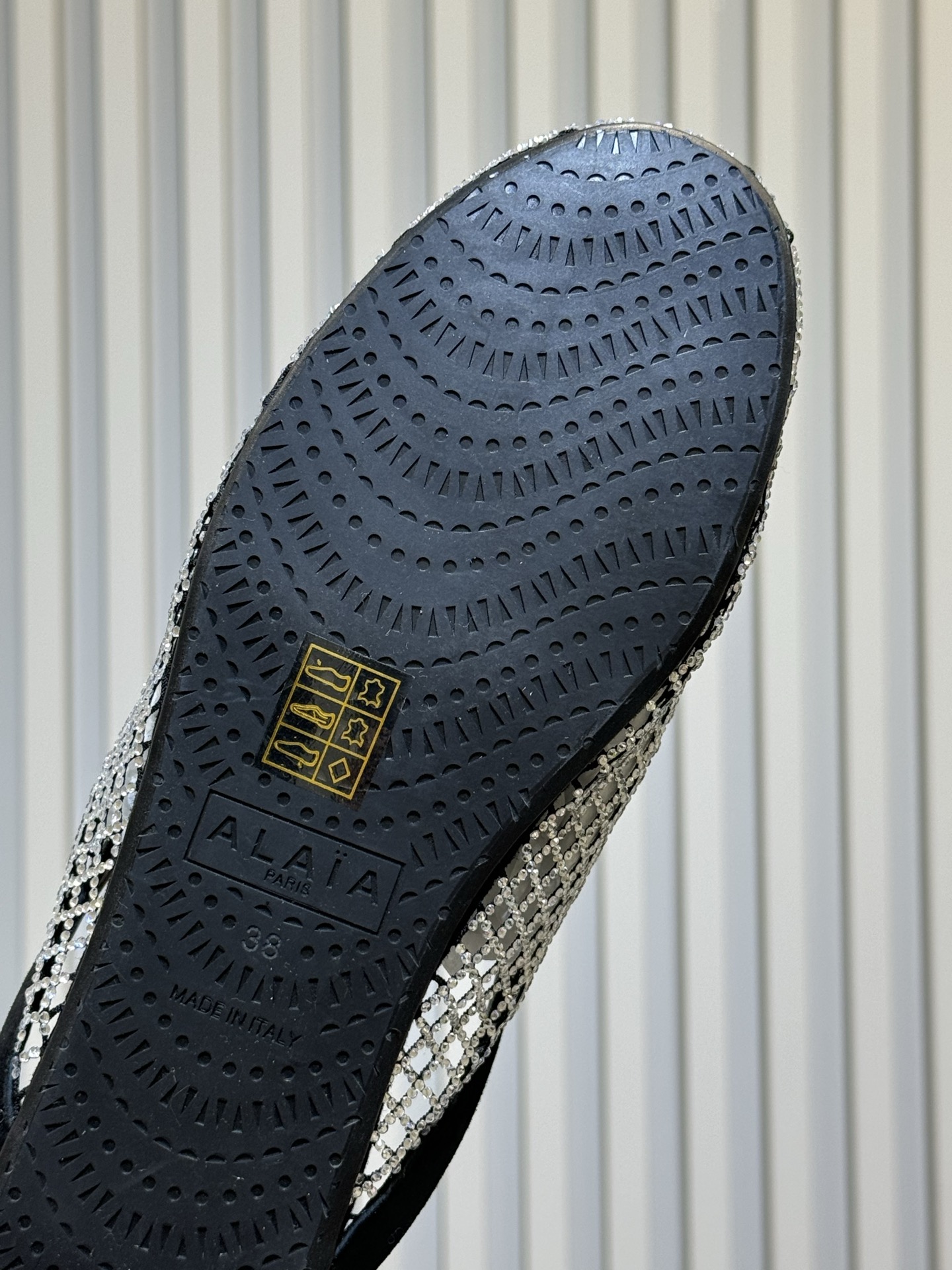 单鞋 拖鞋-40 alaia 26c new arrival～渔网系列爆🔥单品，时下流行审美。不过应该就