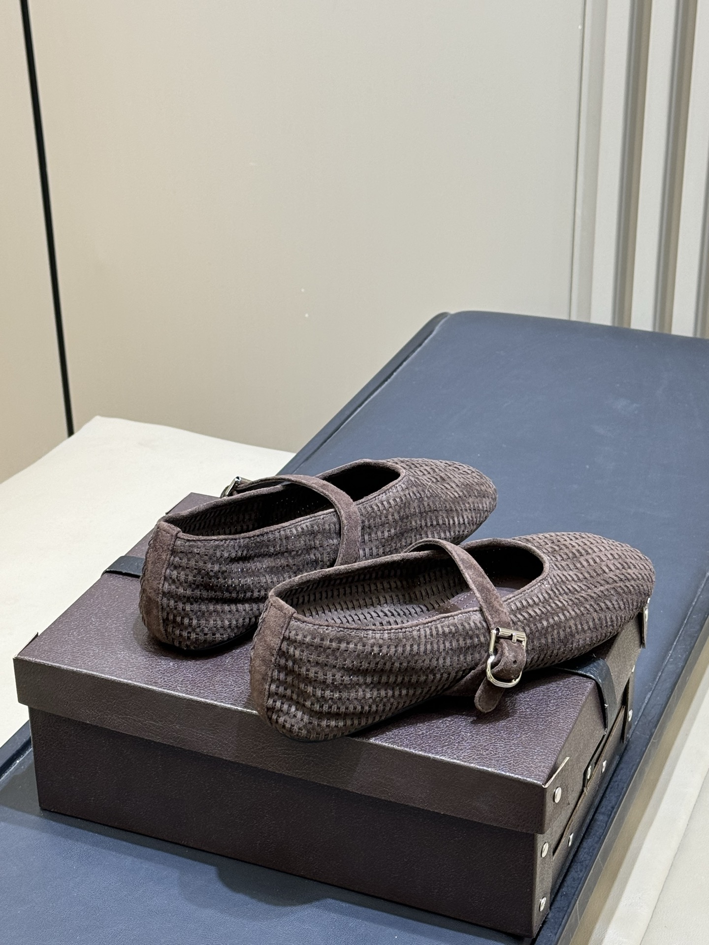 alaia 编织芭蕾舞鞋新品整只鞋面 纯手工编织的，比较耗时！复古时髦，春夏度假⛱️很谙哦size 35