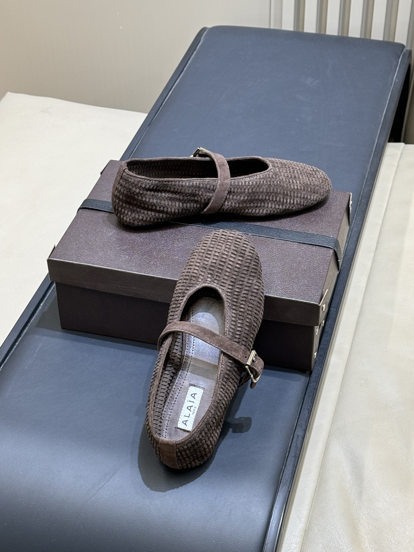 alaia 编织芭蕾舞鞋新品整只鞋面 纯手工编织的，比较耗时！复古时髦，春夏度假⛱️很谙哦size 35