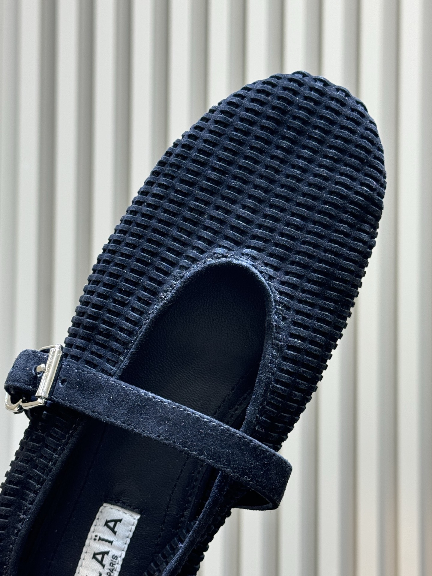 alaia 编织芭蕾舞鞋新品整只鞋面 纯手工编织的，比较耗时！复古时髦，春夏度假⛱️很谙哦size 35