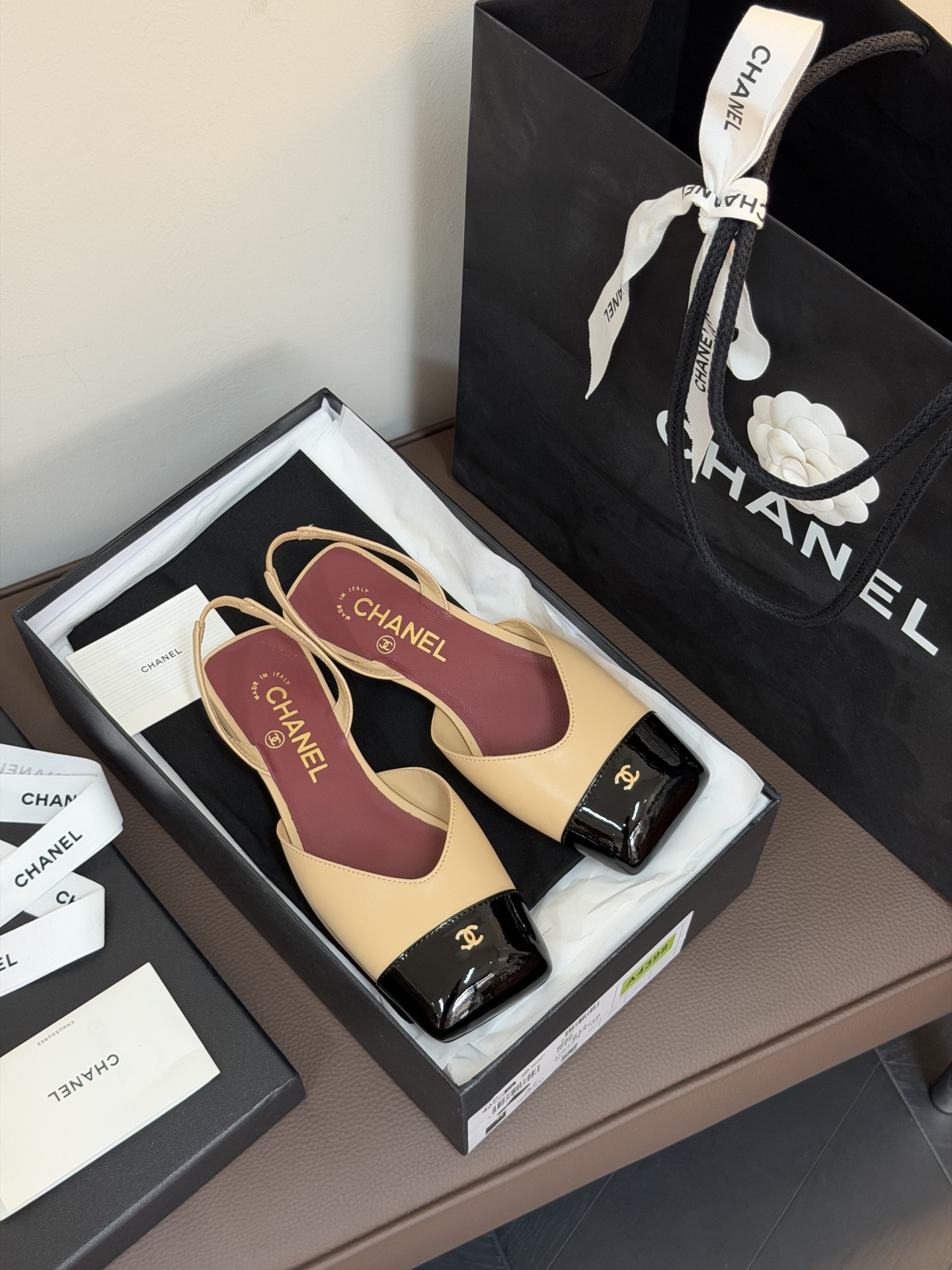 Chanel ss26 new arrival～小香26春夏方头平底玛丽珍新款这个系列真的很出圈，大胆的