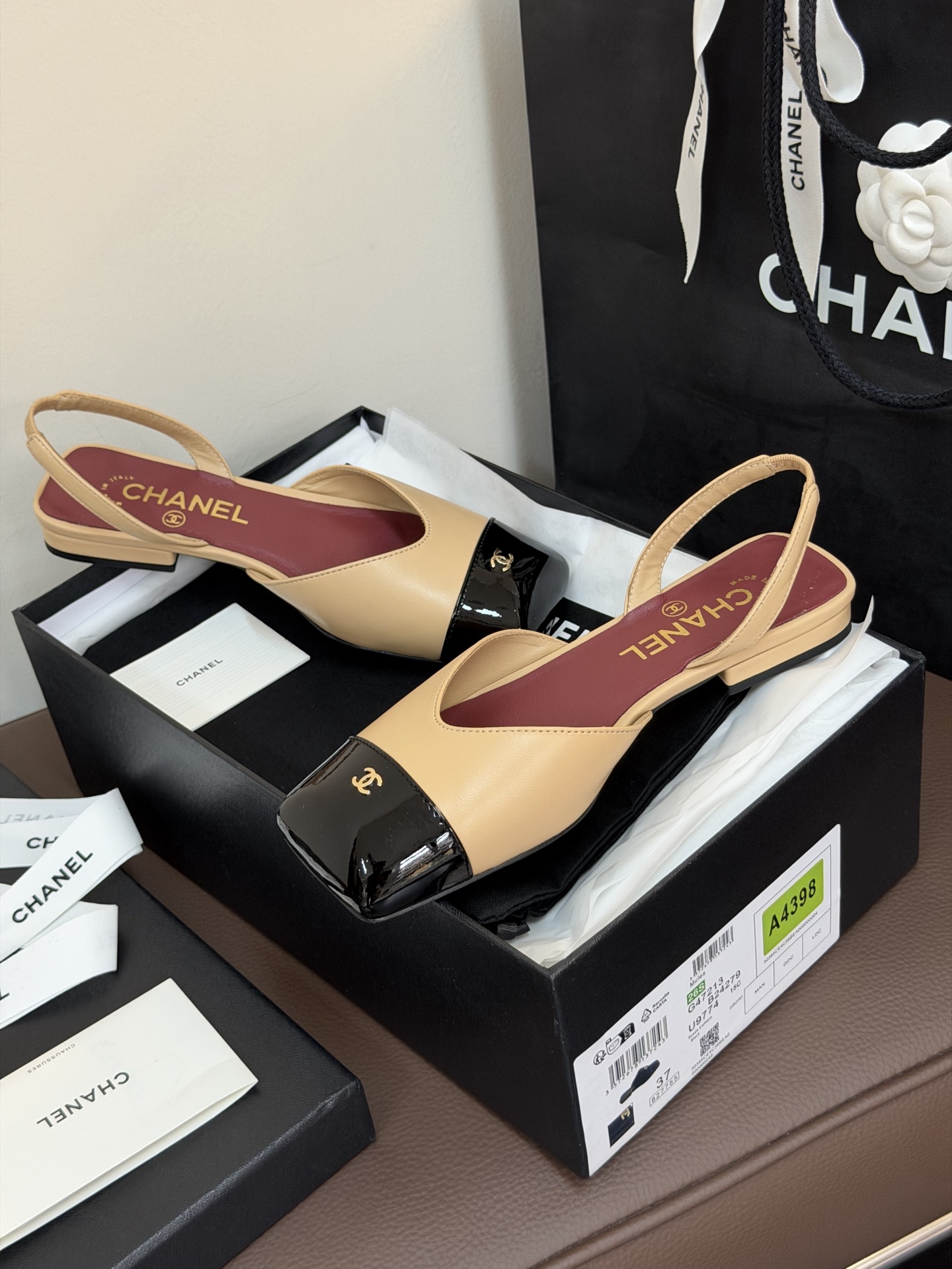 Chanel ss26 new arrival～小香26春夏方头平底玛丽珍新款这个系列真的很出圈，大胆的